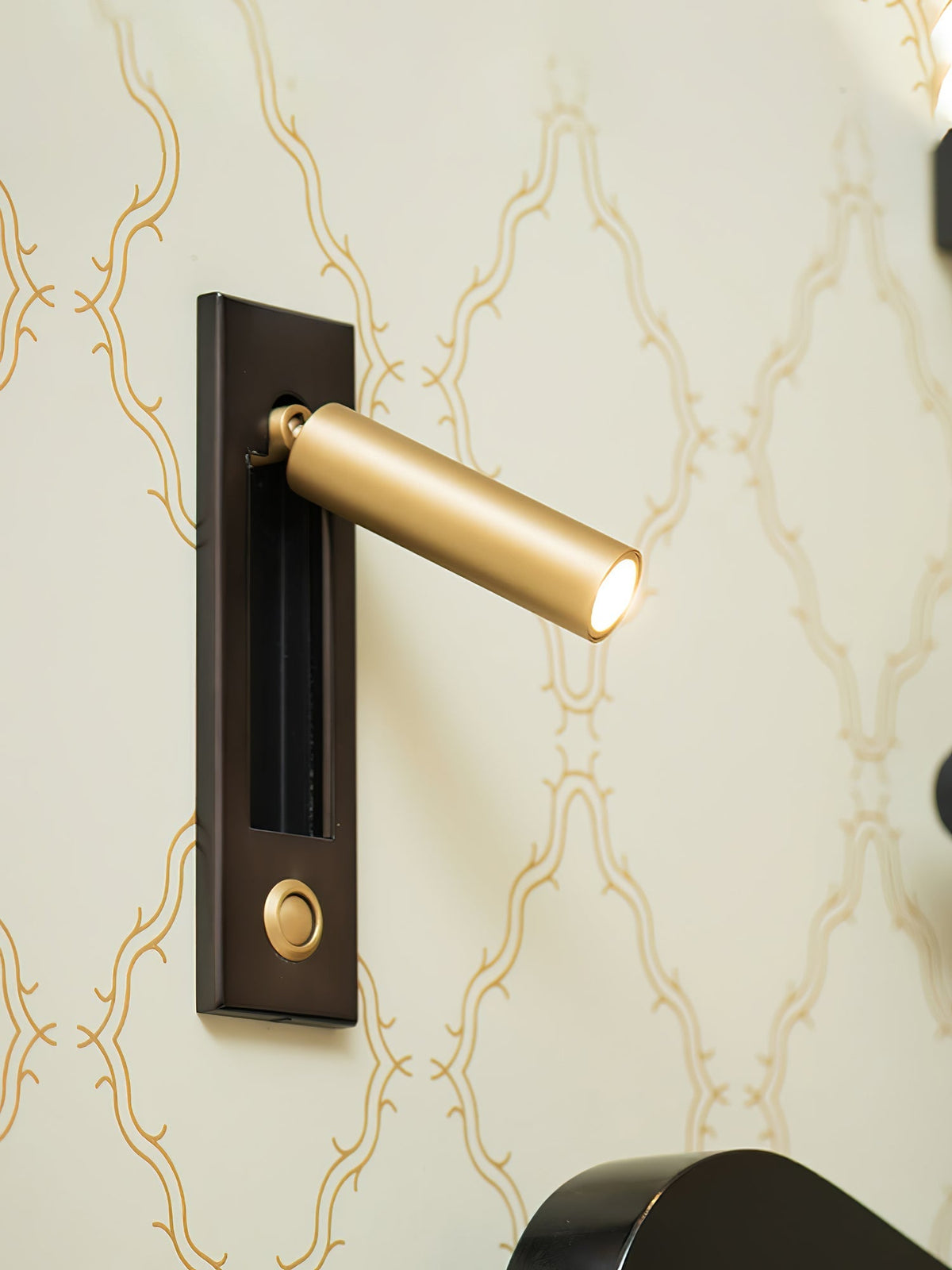 Velerelia Embedded Bedside Plug-in Sconce Wall lamp