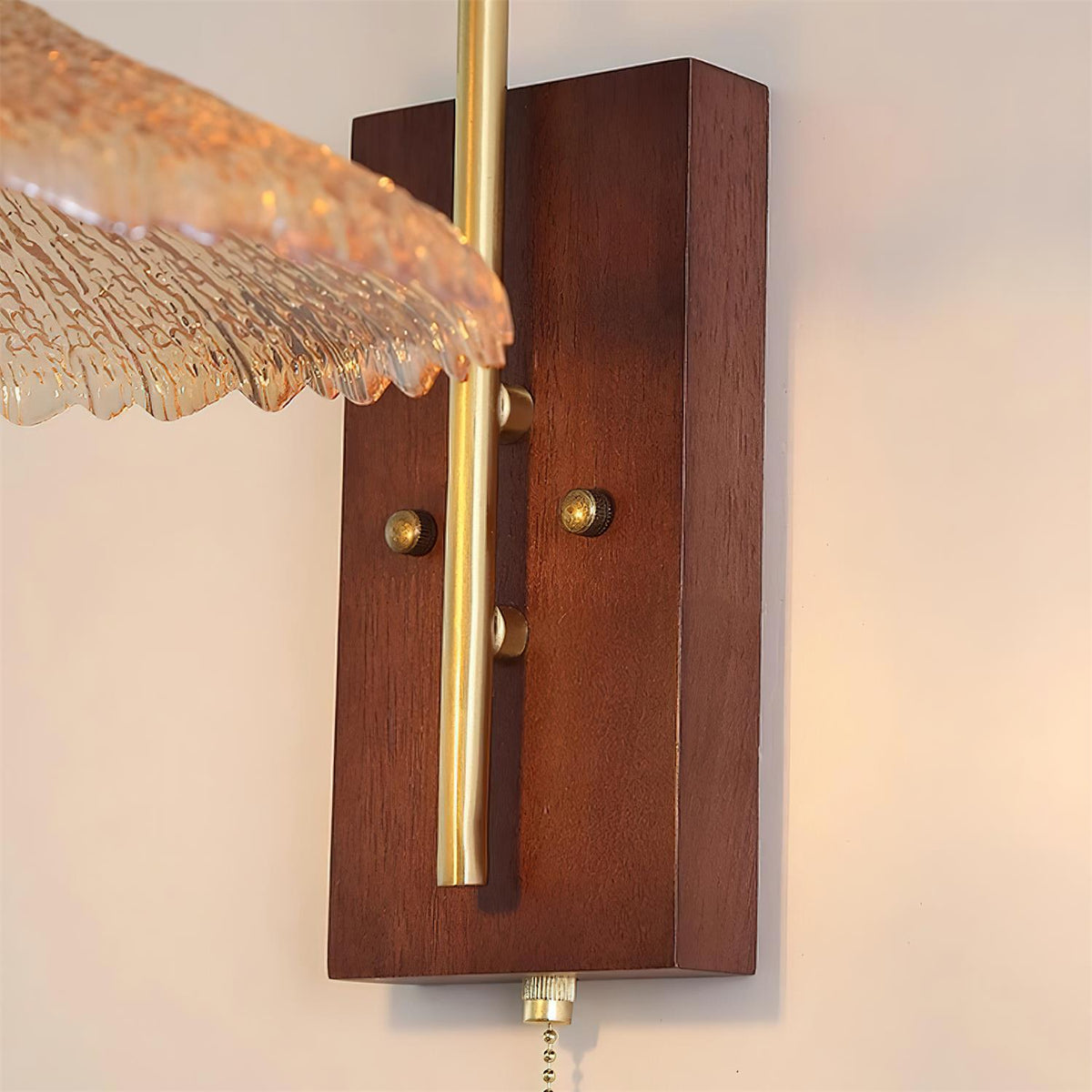 Velivelle Wall Lamp