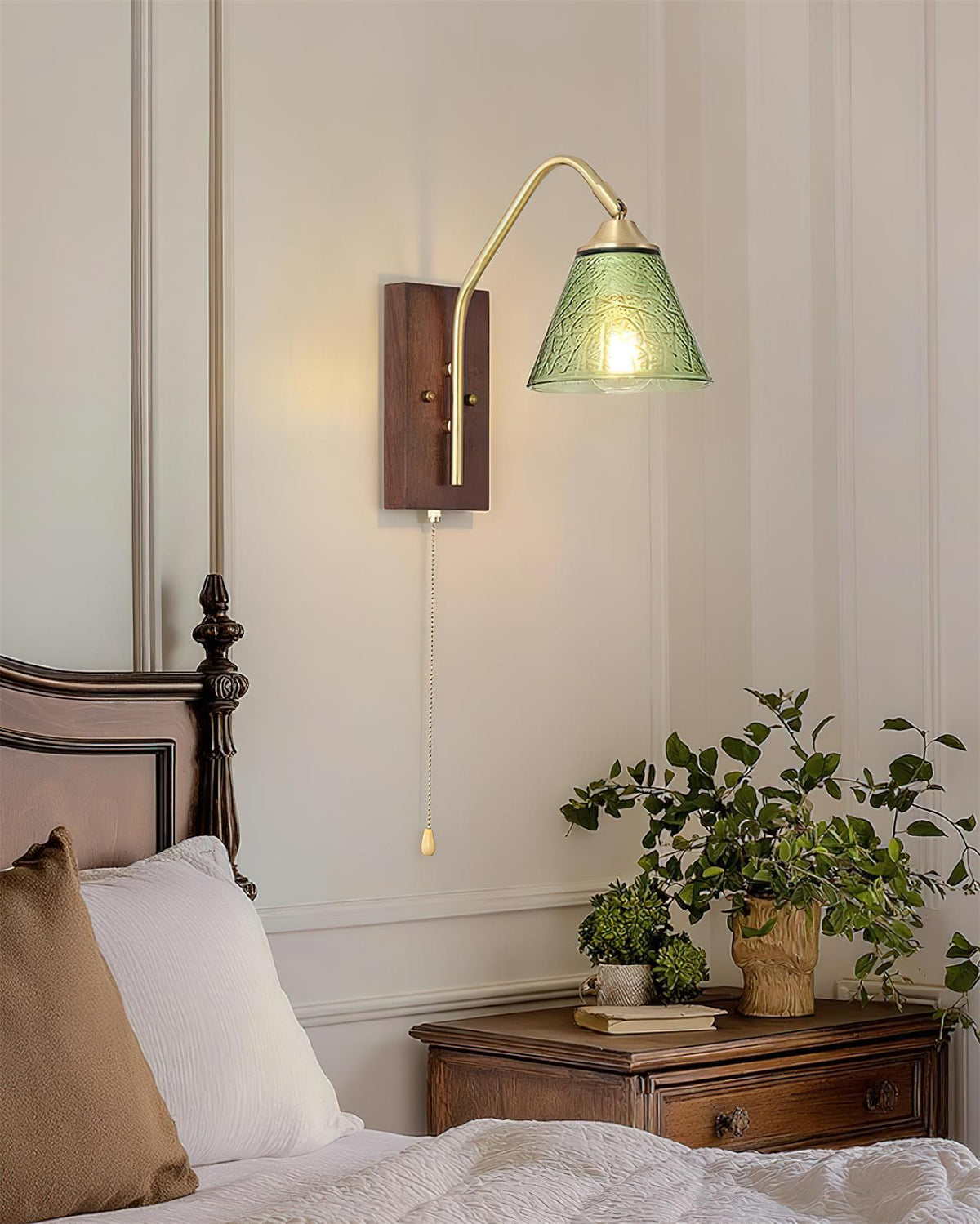 Velivelle Wall Lamp