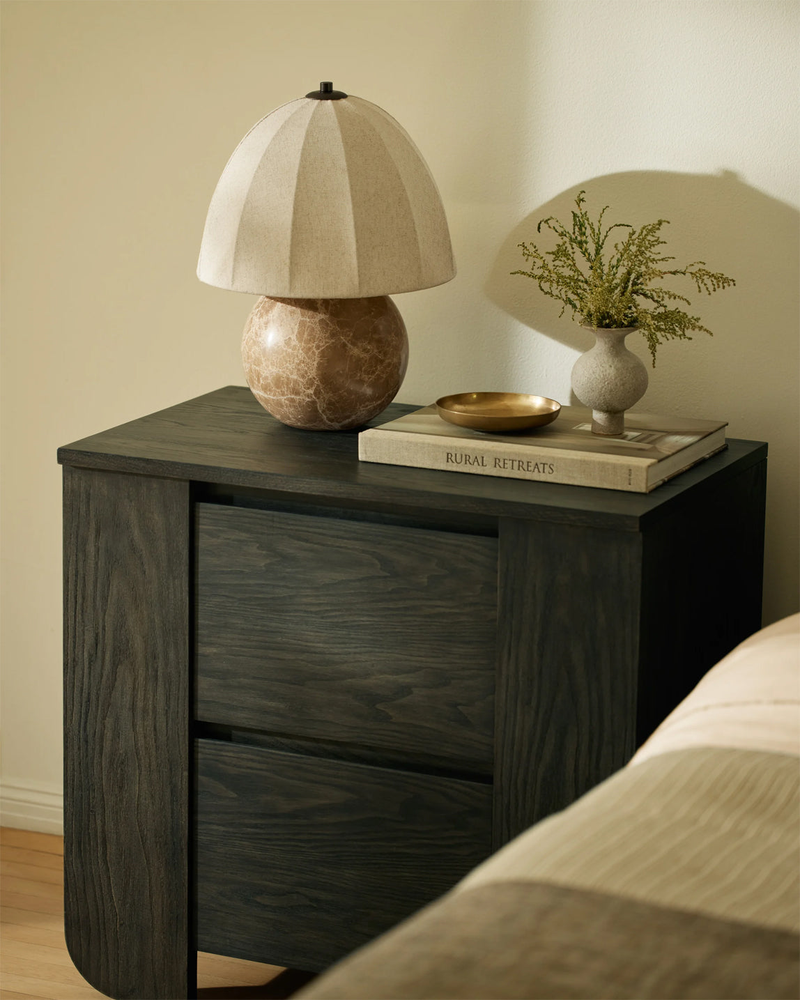 Selmora Table Lamp