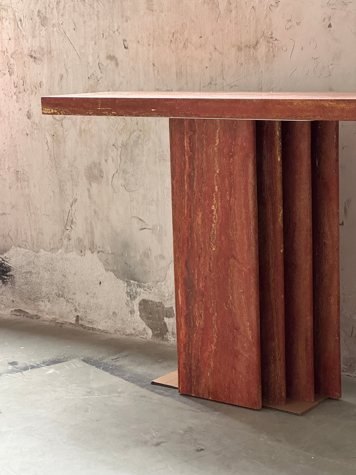 Tavaise Travertine Table