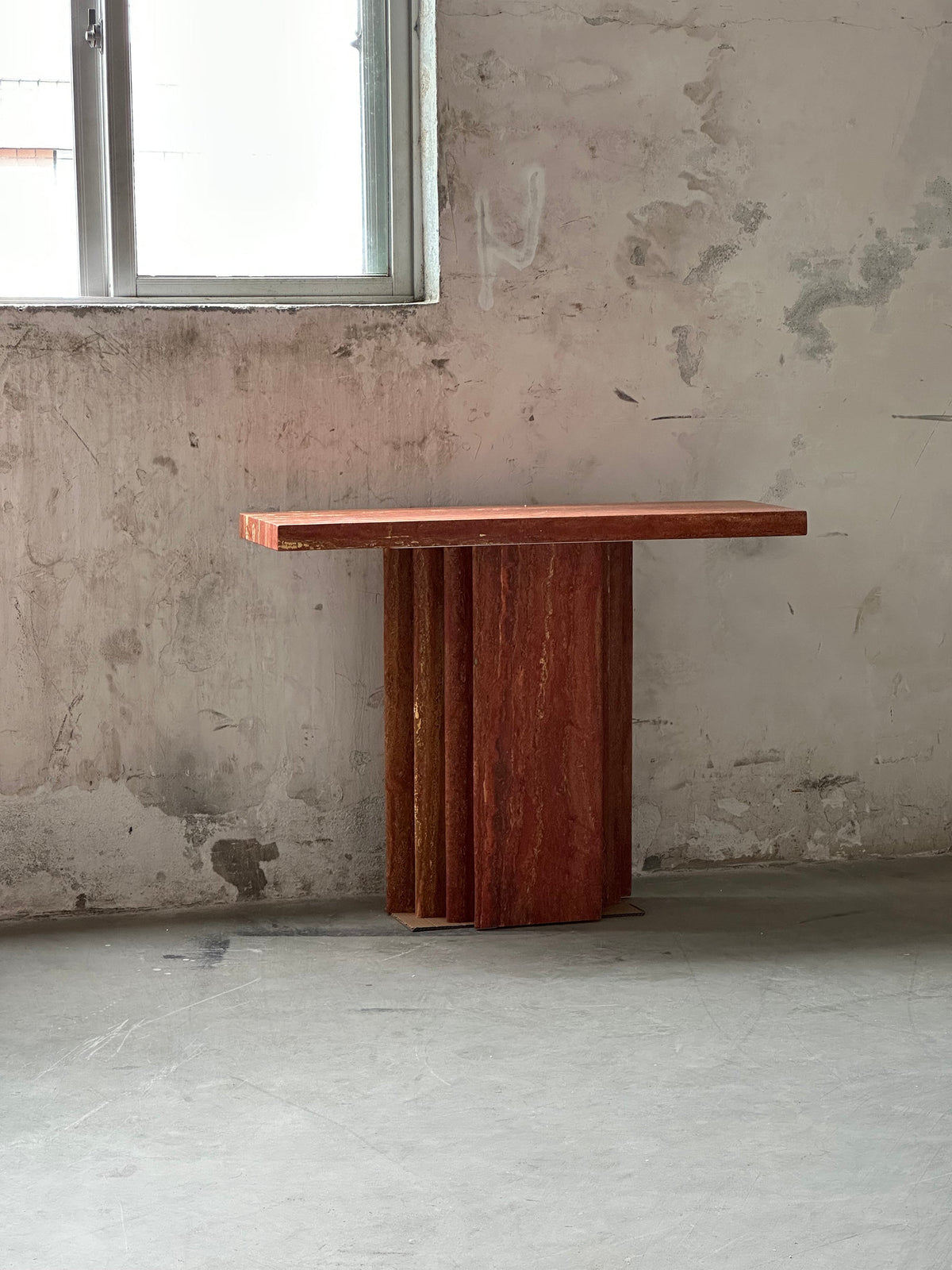Tavaise Travertine Table