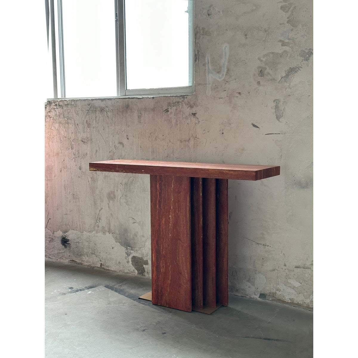 Tavaise Travertine Table