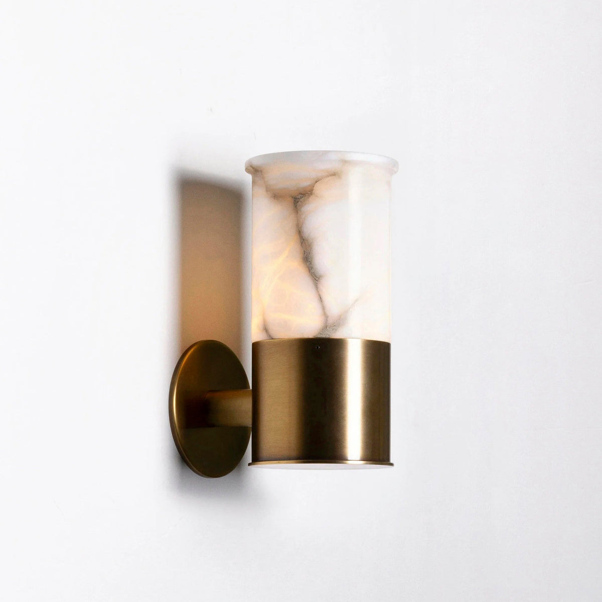 Thalvian Alabaster Wall Lamp