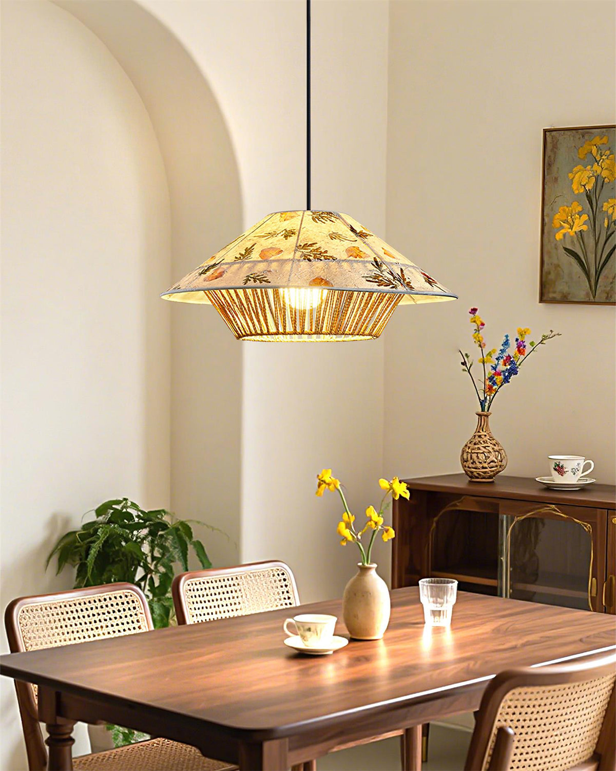 Viraanise Pendant Lamp