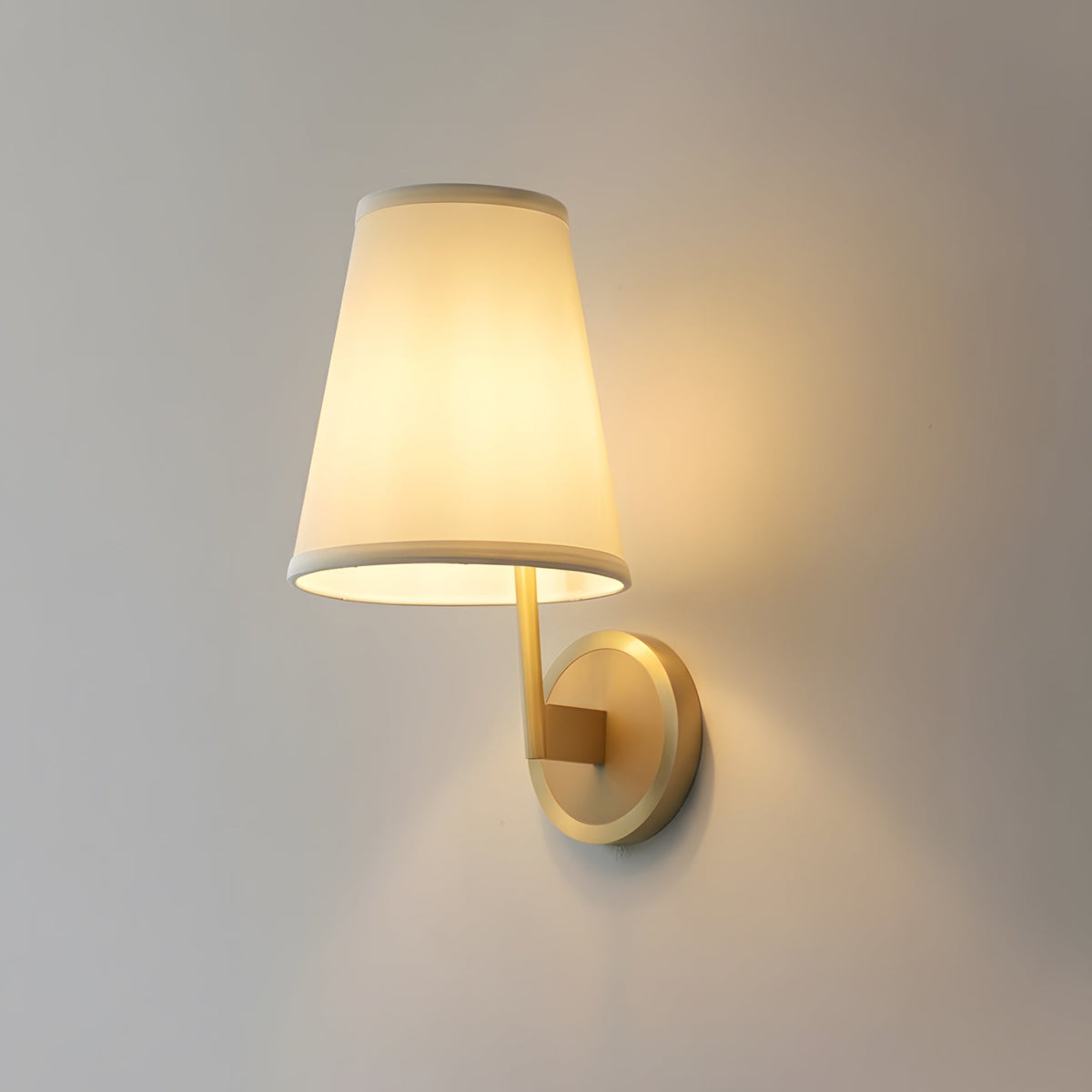 Viraenaya Wall Lamp