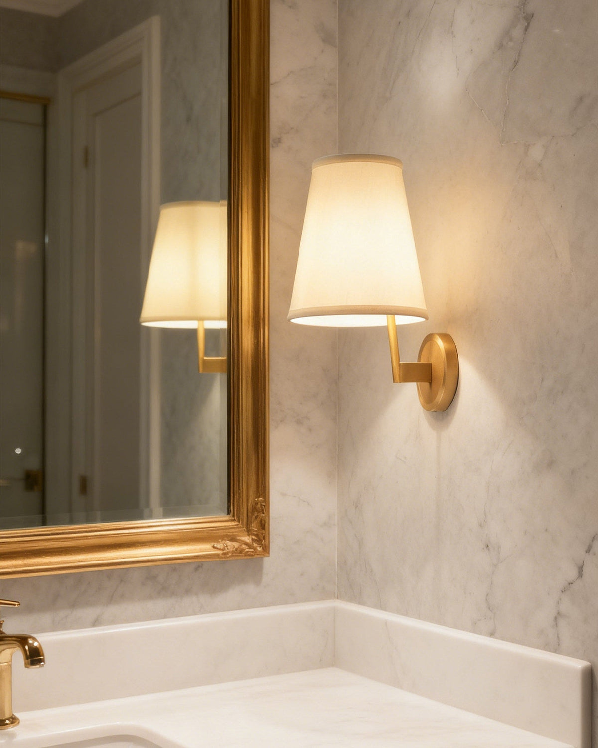 Viraenaya Wall Lamp