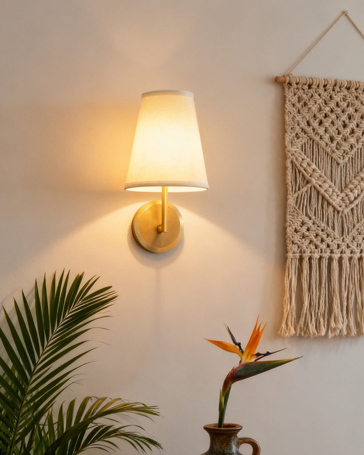 Viraenaya Wall Lamp