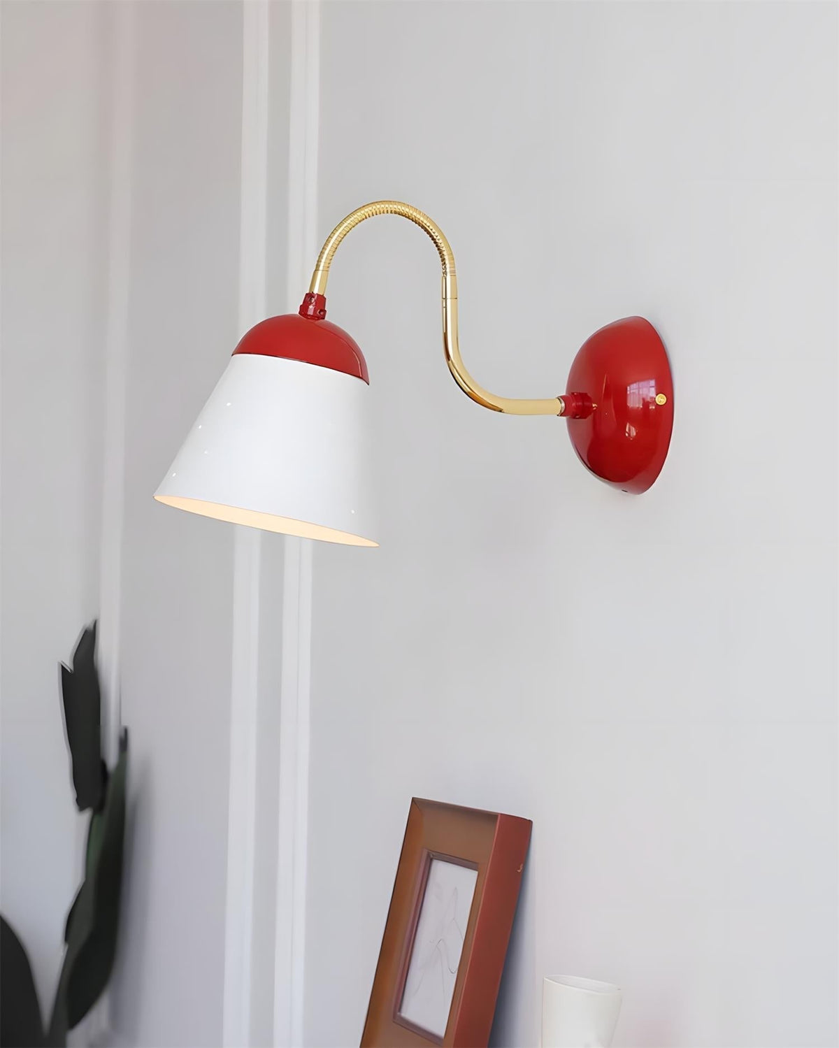 Selieria Wall Light