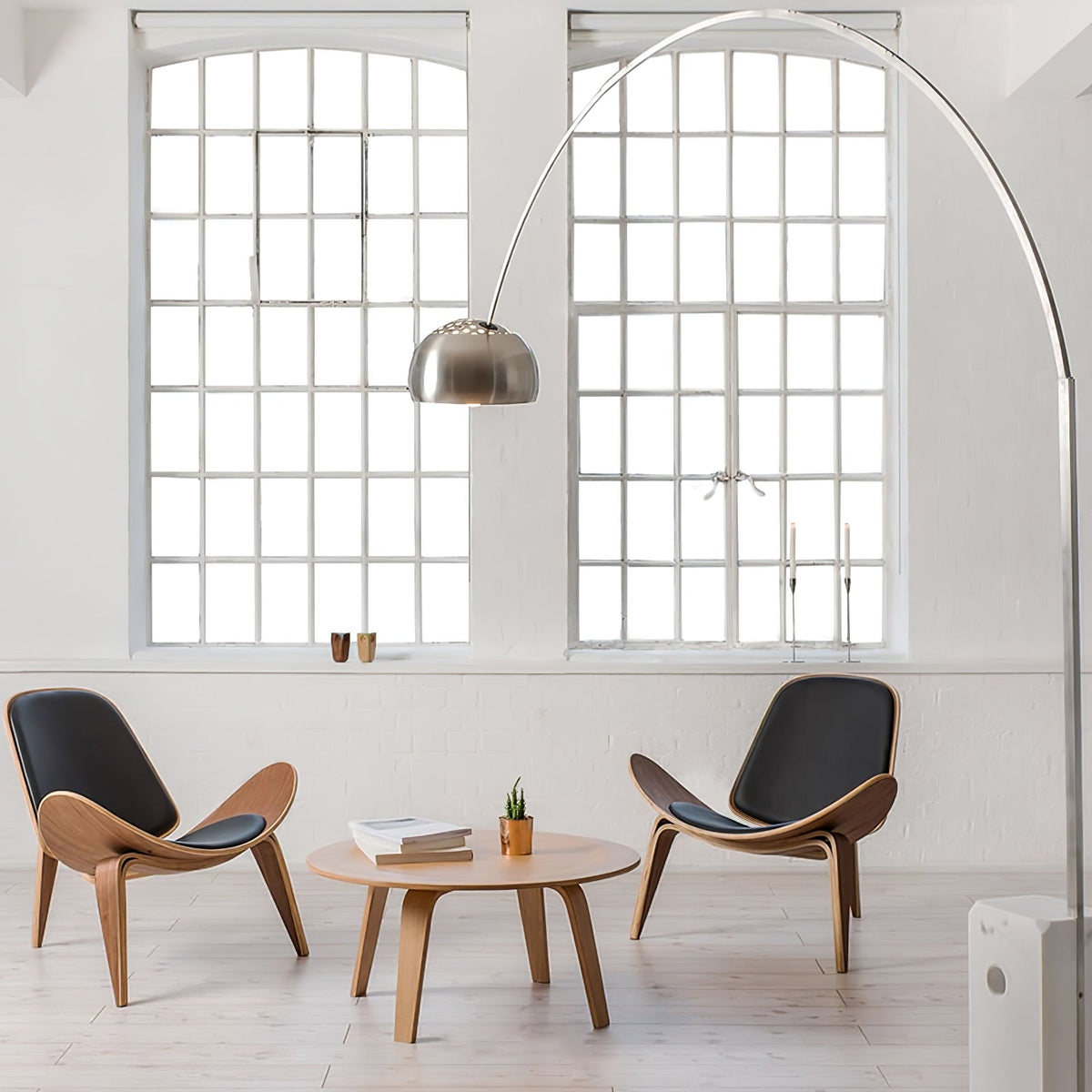 Viraelielle Floor Lamp