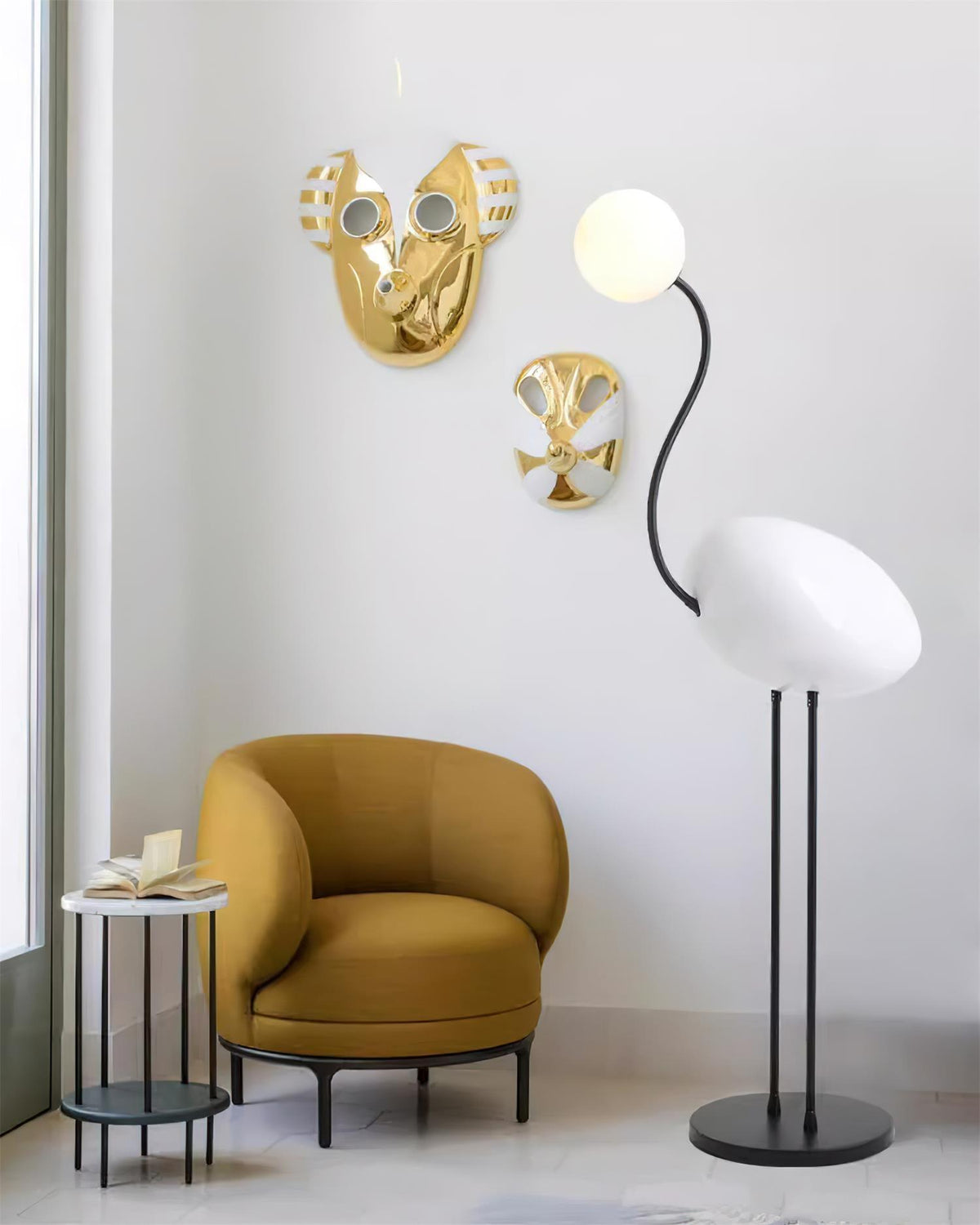 Aveniveria Floor Lamp