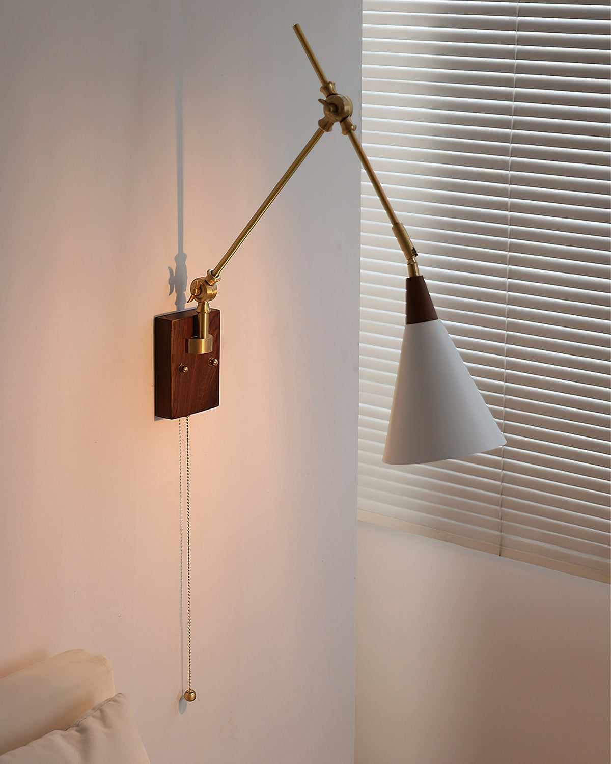 Laurent Swing Arm Wall Lamp