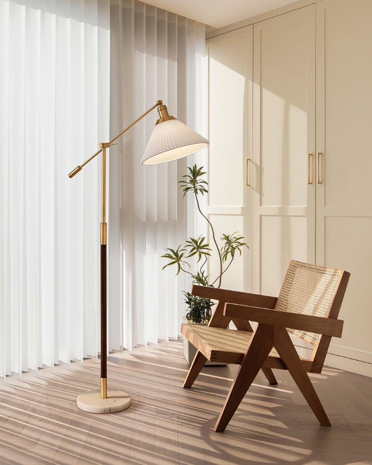 Reneline Floor Lamp