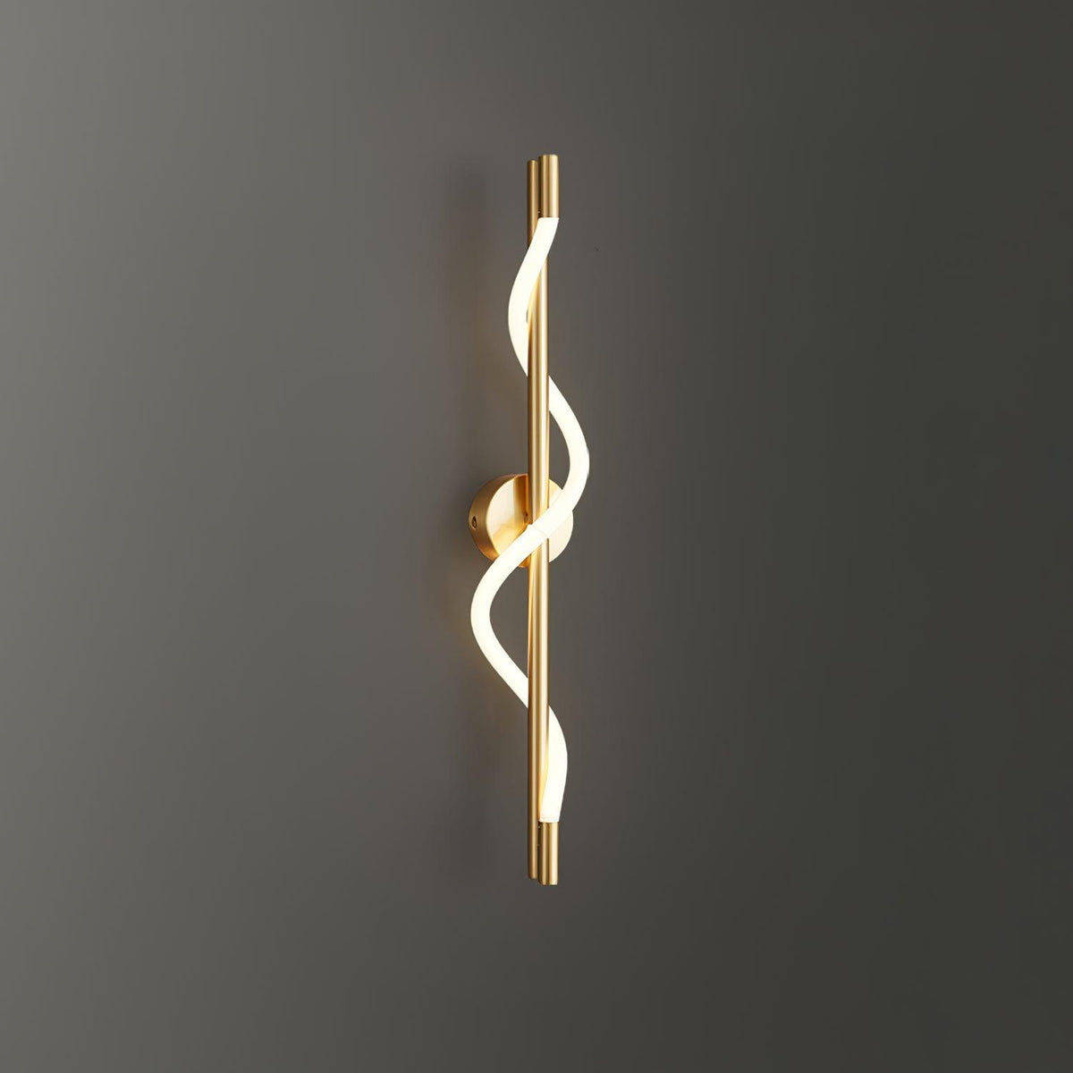 Nivelo Sculptural Brass Silicone Wall Lamp