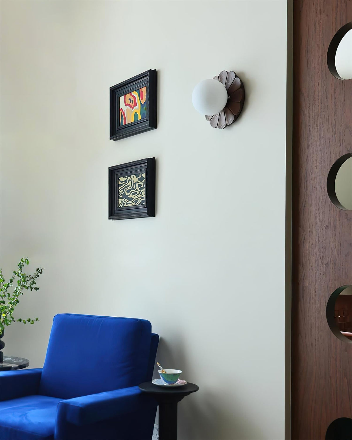 Elaaeria Wall Light