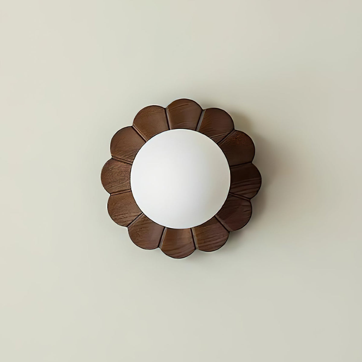 Elaaeria Wall Light