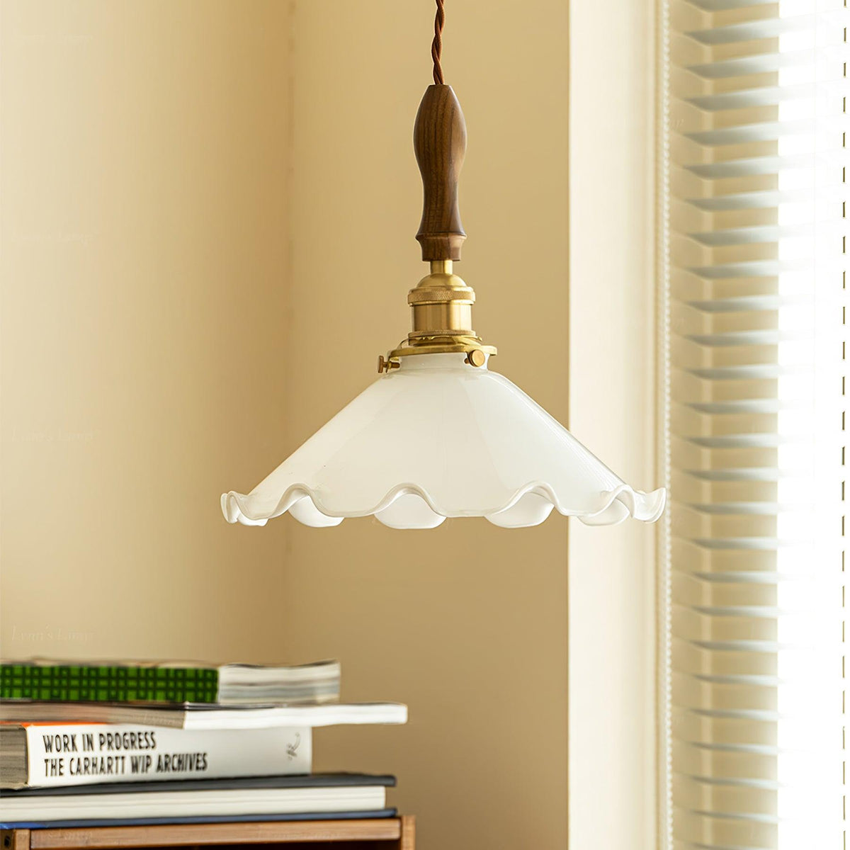Questa Pendant Lamp Glass Wavy Shade Vintage Living Room