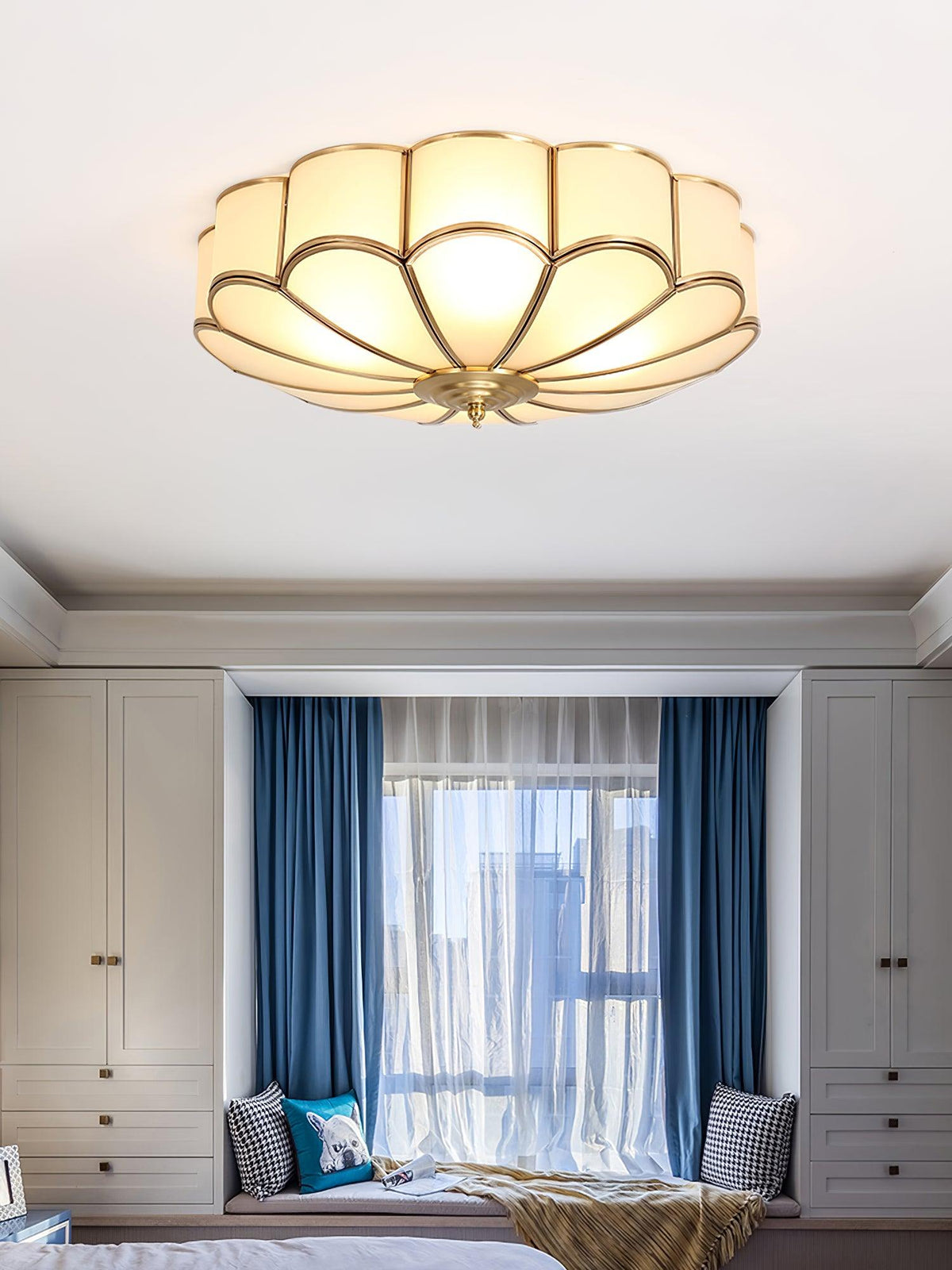 Velenena Ceiling Light Flower Shape Glass Brass