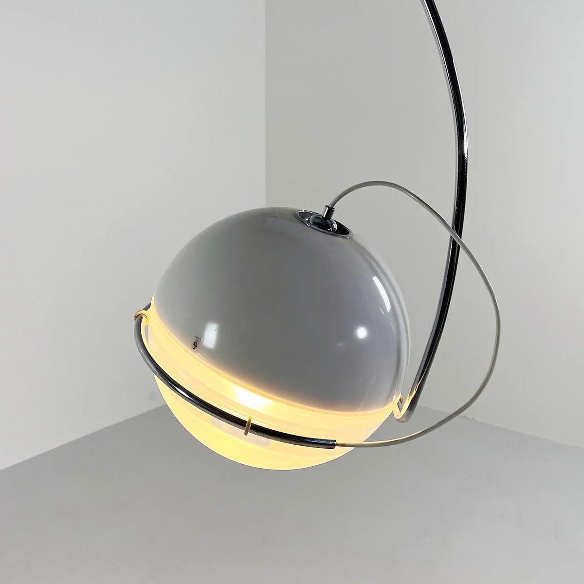 Lumiora Floor Lamp
