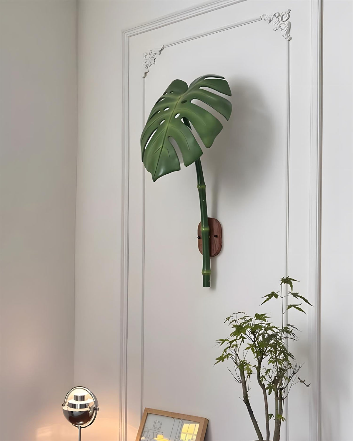 Monella Wall Lamp