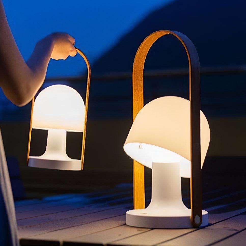 Elaanelle Table Lamp