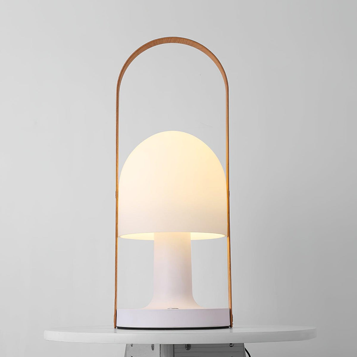Elaanelle Table Lamp