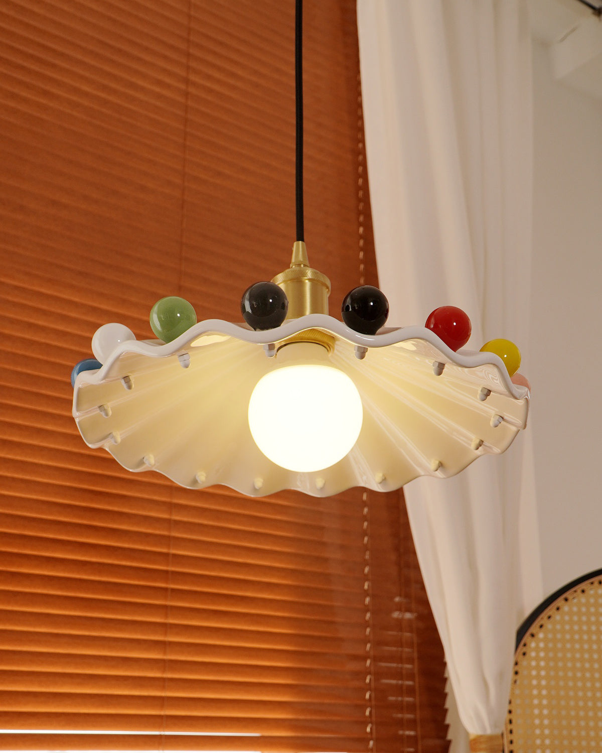 Solvira Pendant Lamp Wavy Ceramic Shade