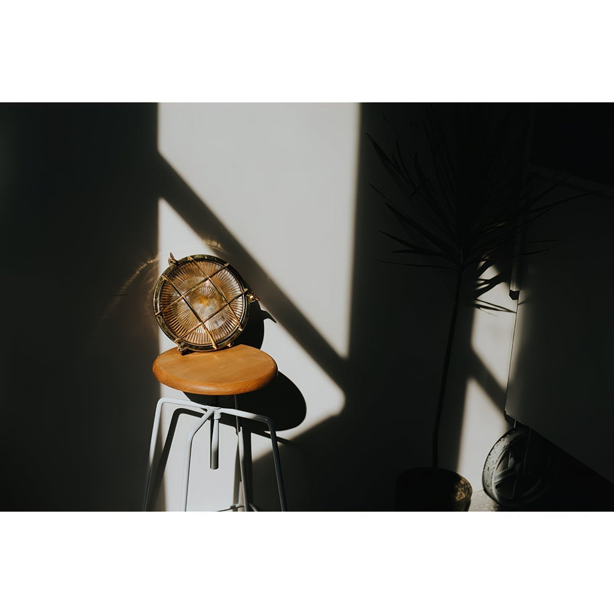 Lioriette Wall Lamp