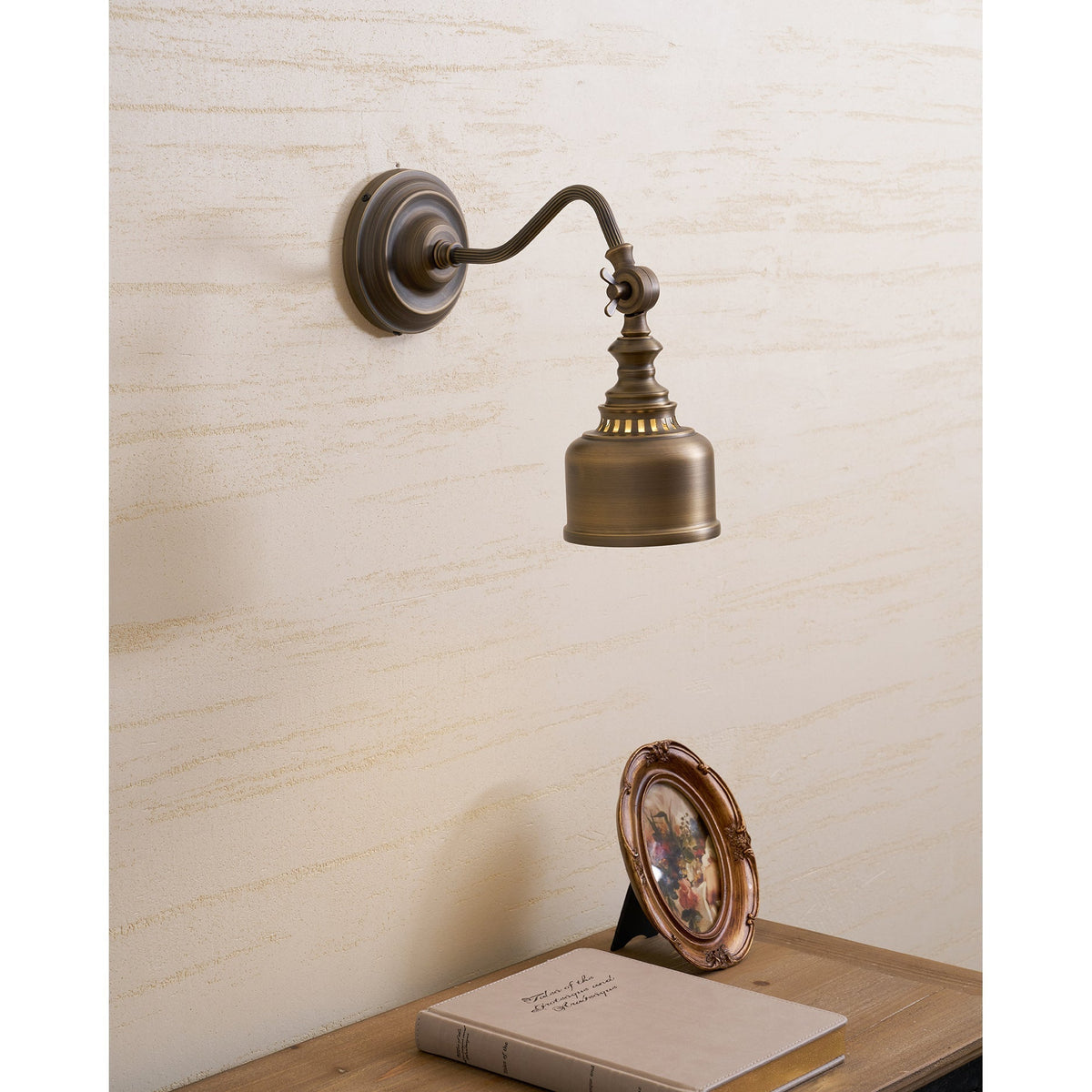 Orelelenne Gooseneck Wall Lamp