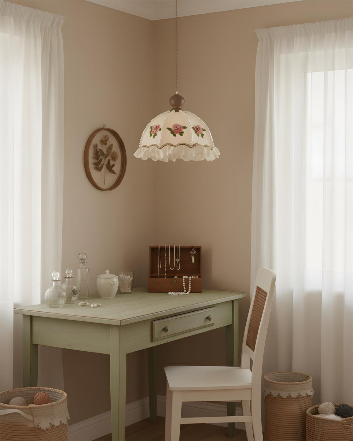 Lady Pendant Lamp