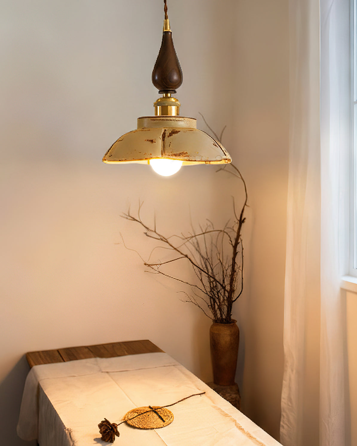 Gigaro Pendant Light