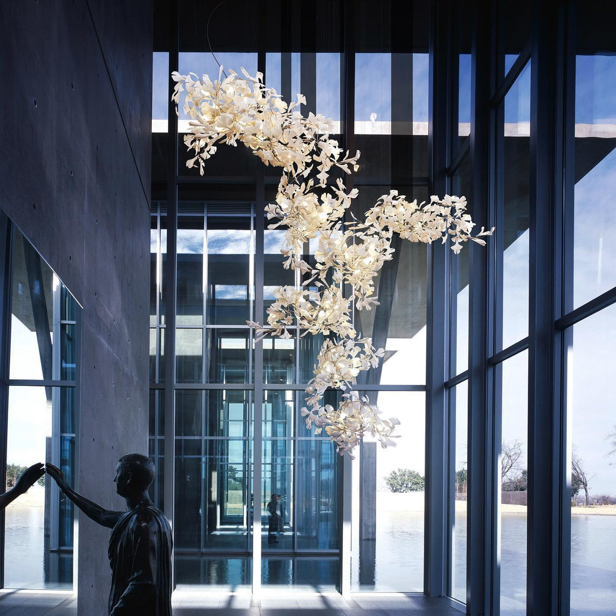 Ceroraine Chandelier Gingko A Porcelain LED Modern