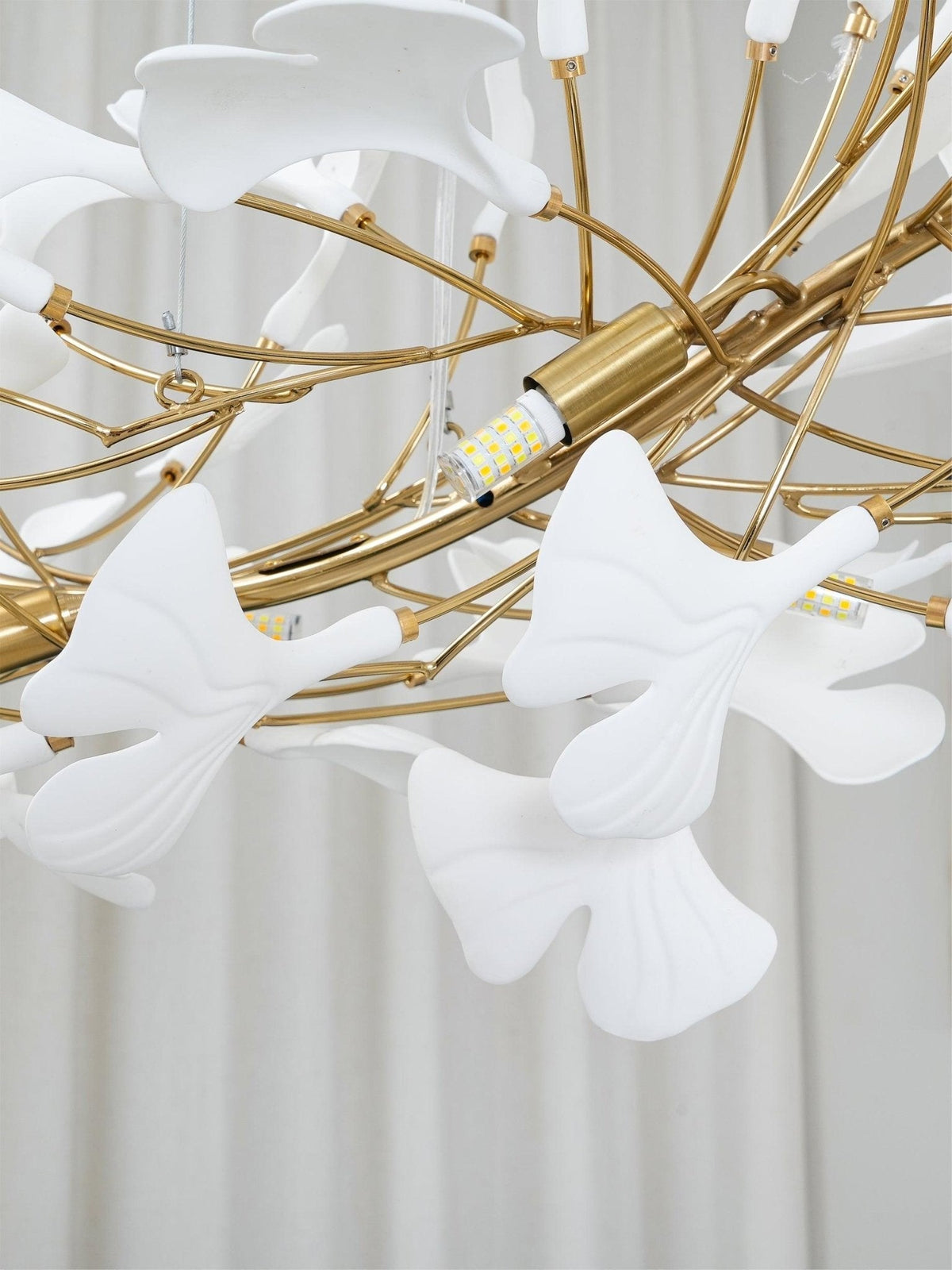 Cereian Chandelier Ceramic Gingko Petal