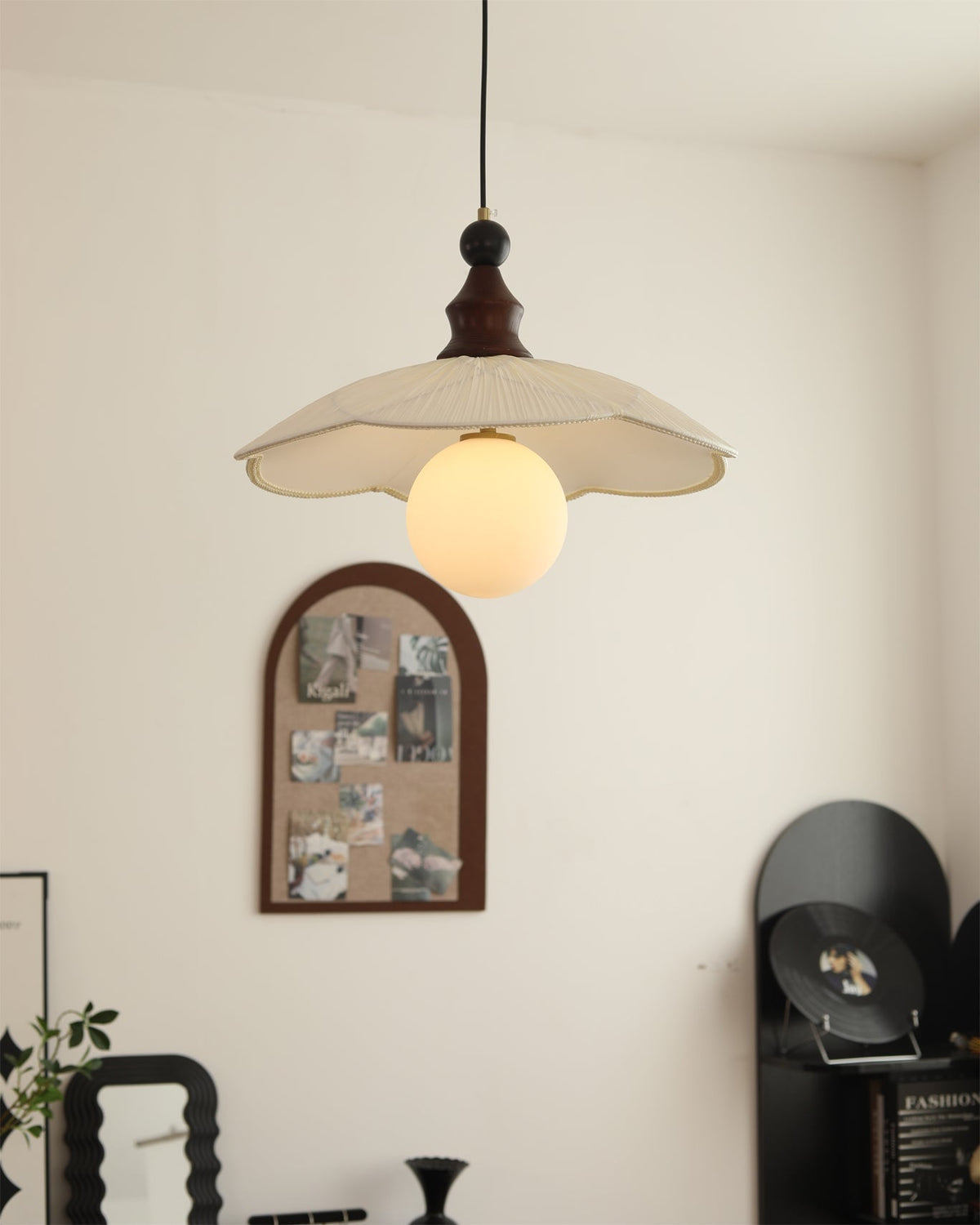 Bellorine Pendant Light