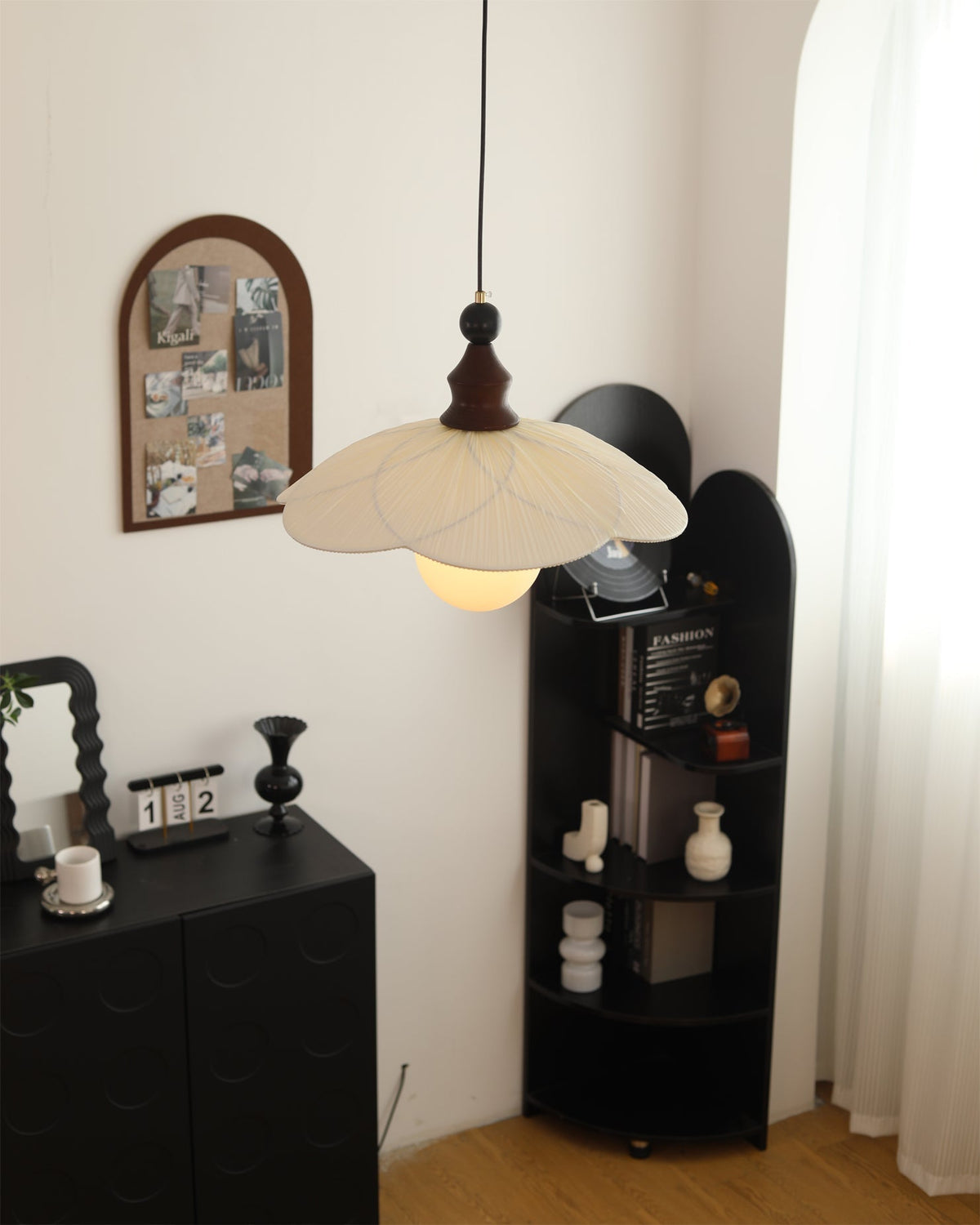 Bellorine Pendant Light