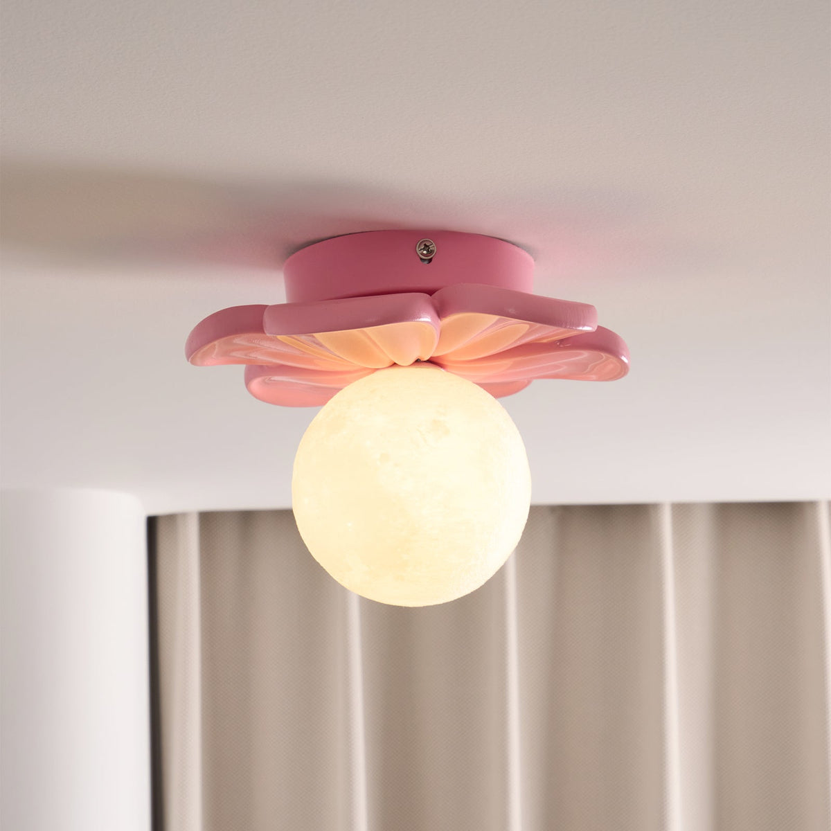 Rivelaya Ceiling Lamp