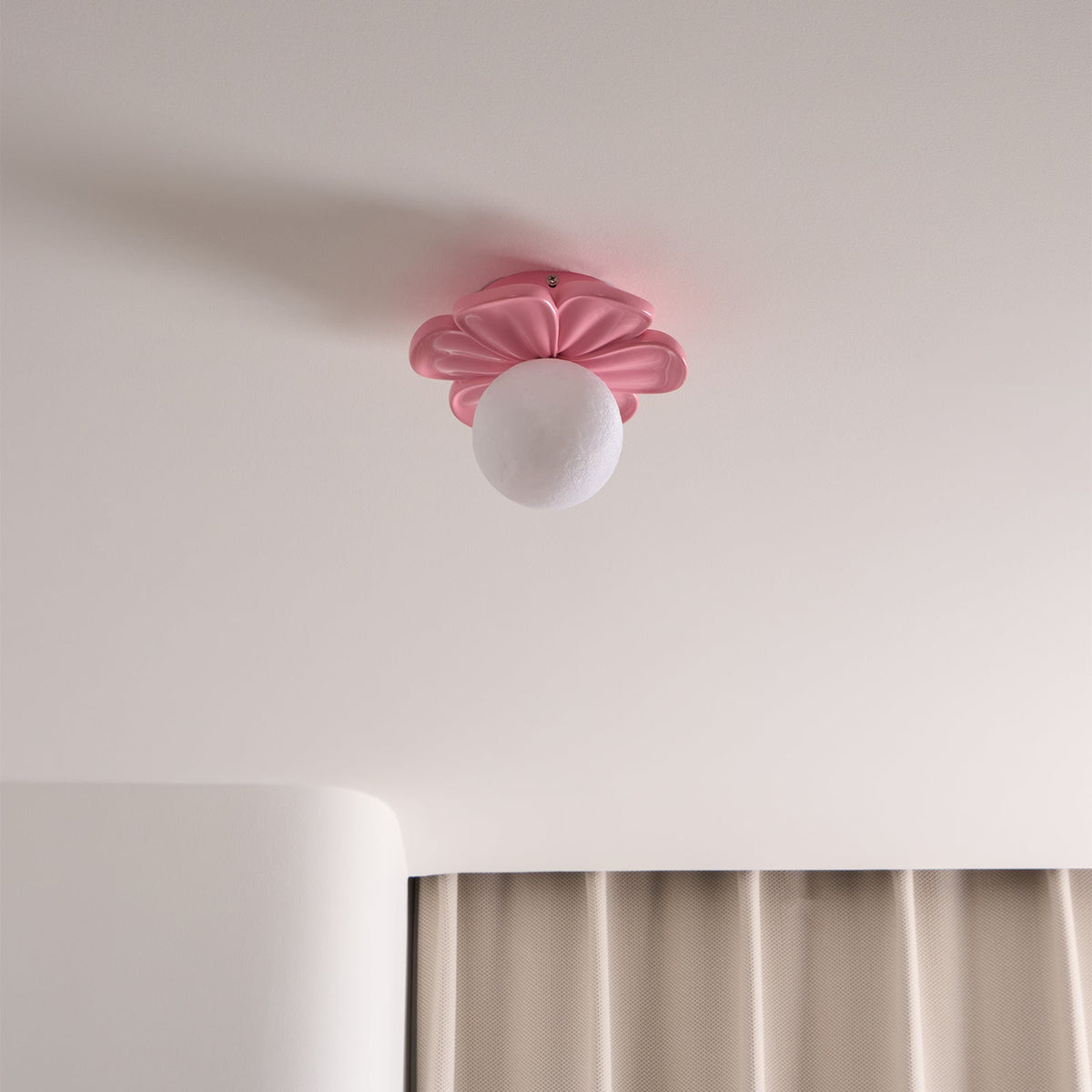 Rivelaya Ceiling Lamp