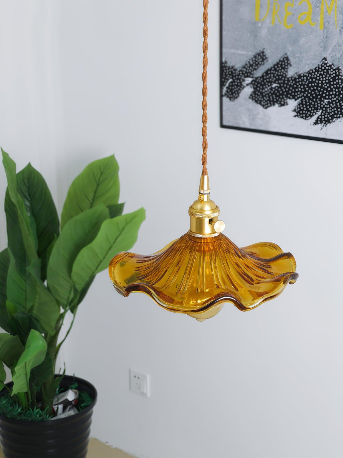 Daphne Modern Glass Flower Pendant Light