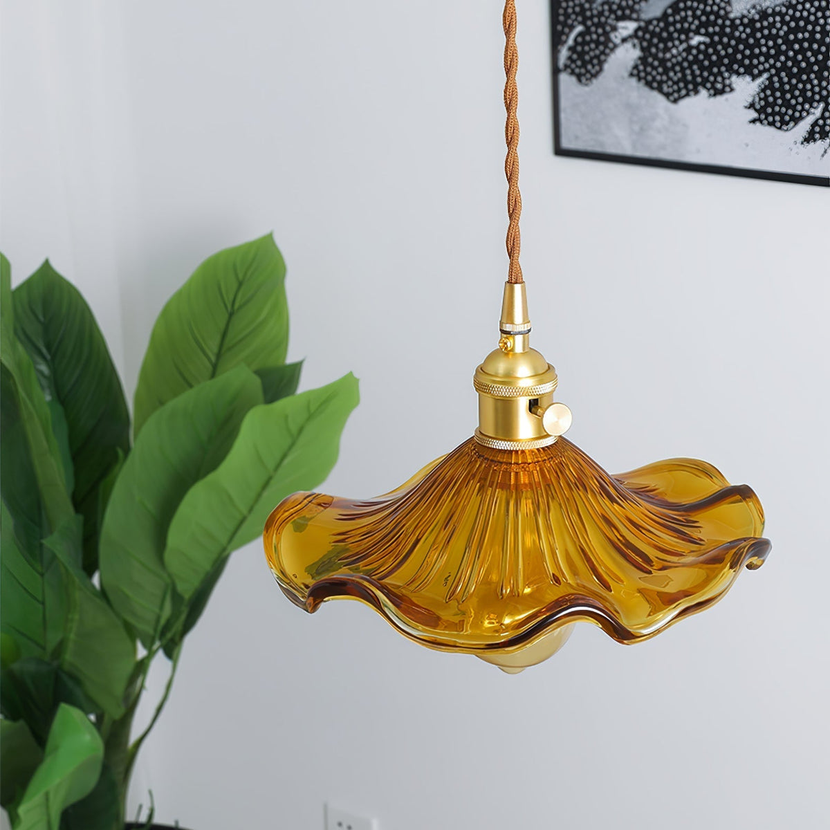Daphne Modern Glass Flower Pendant Light