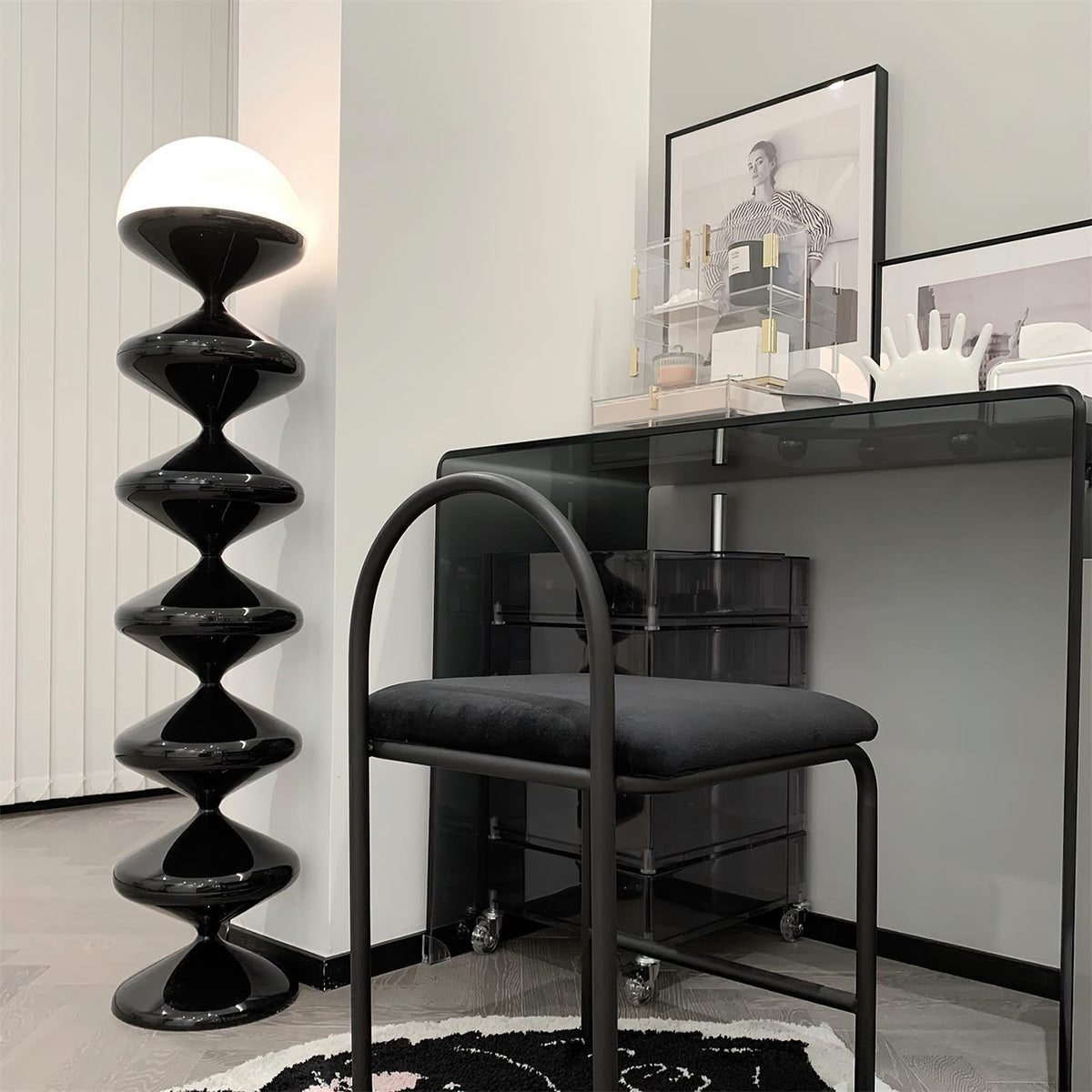 Noreriella Floor Lamp