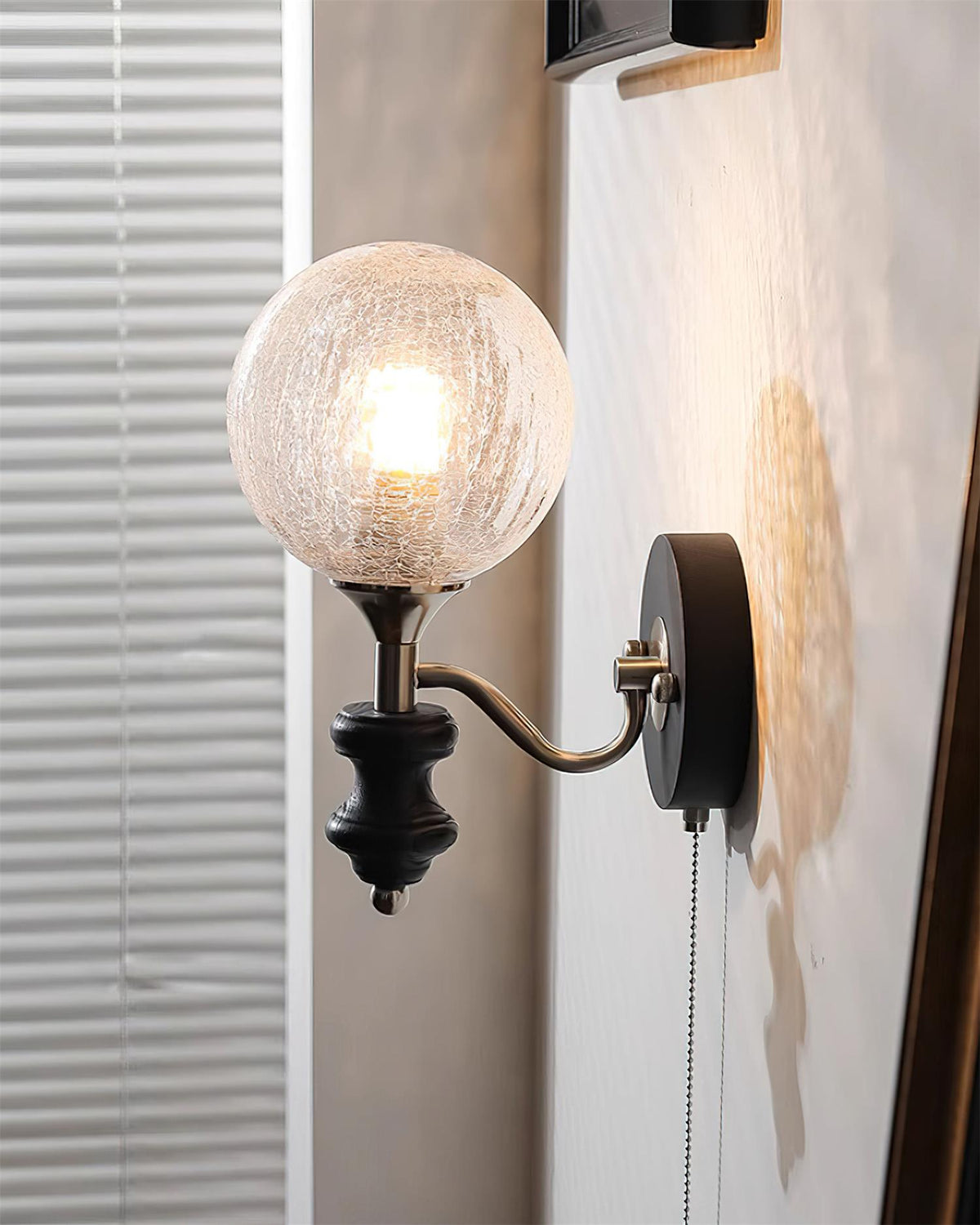 Duvin Wall Lamp