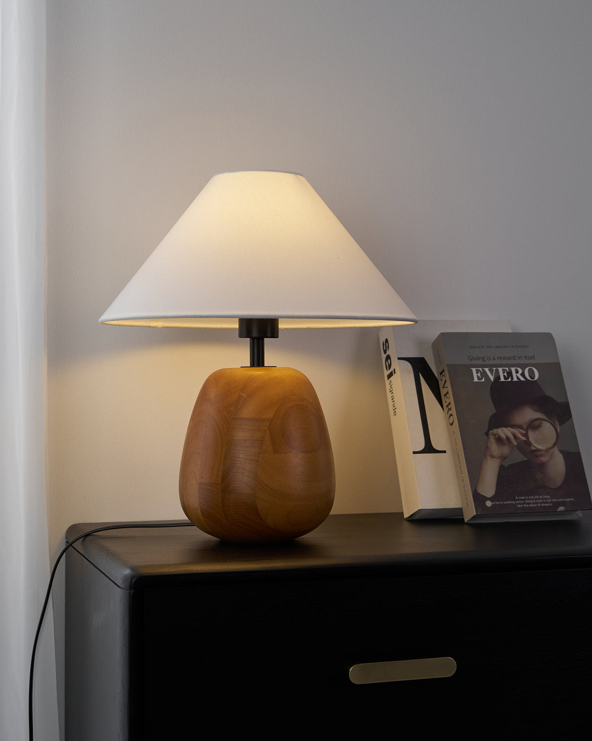 Mosa Table Lamp