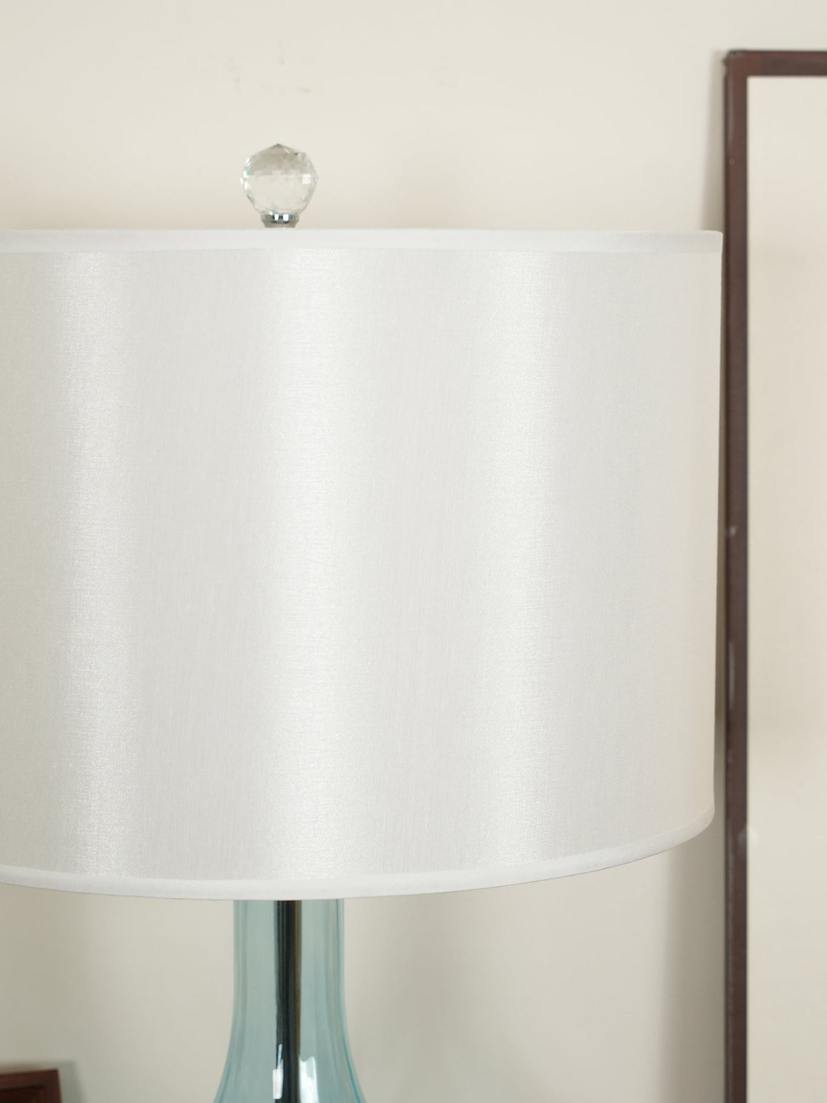 Celanelia Glass Table Lamp