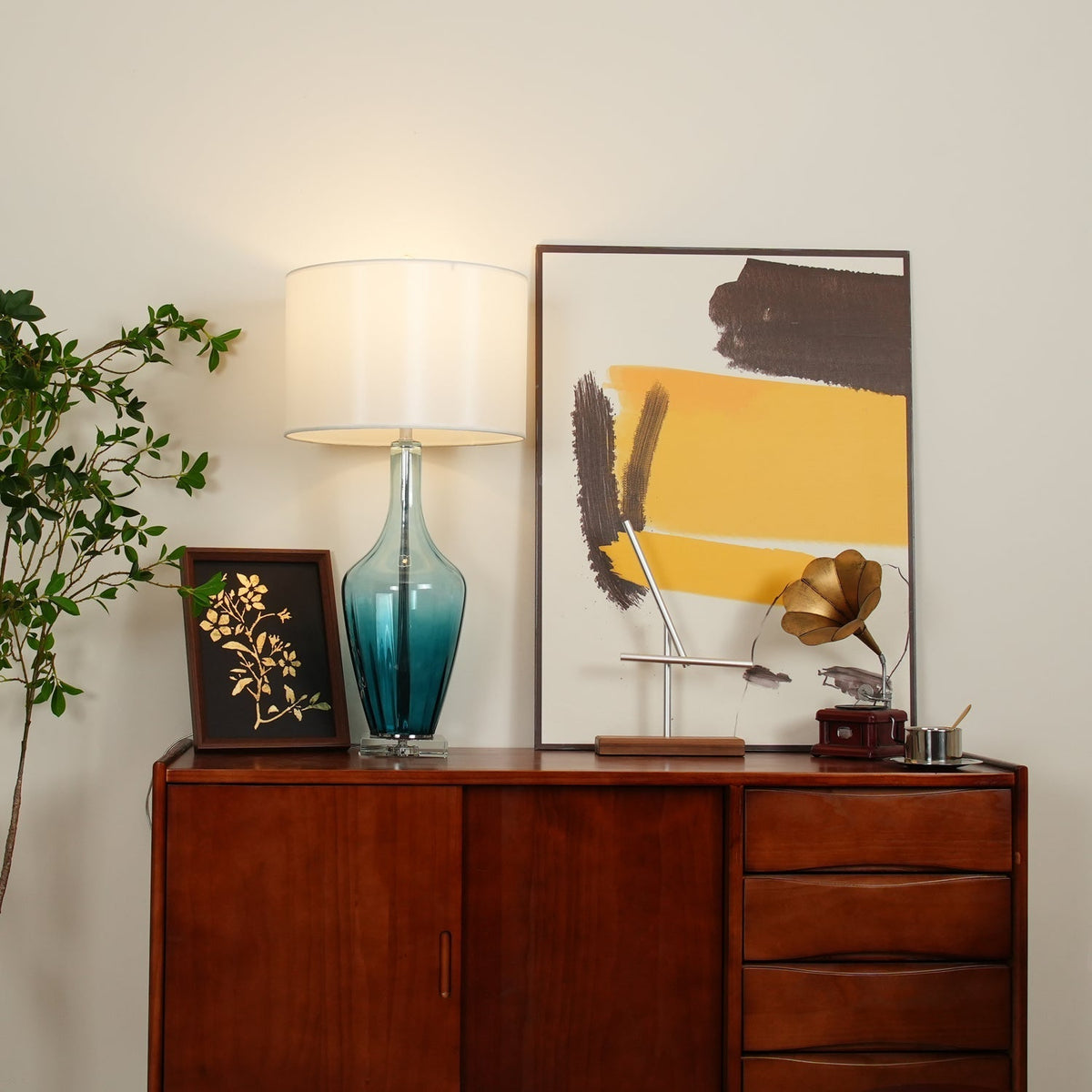 Celanelia Glass Table Lamp