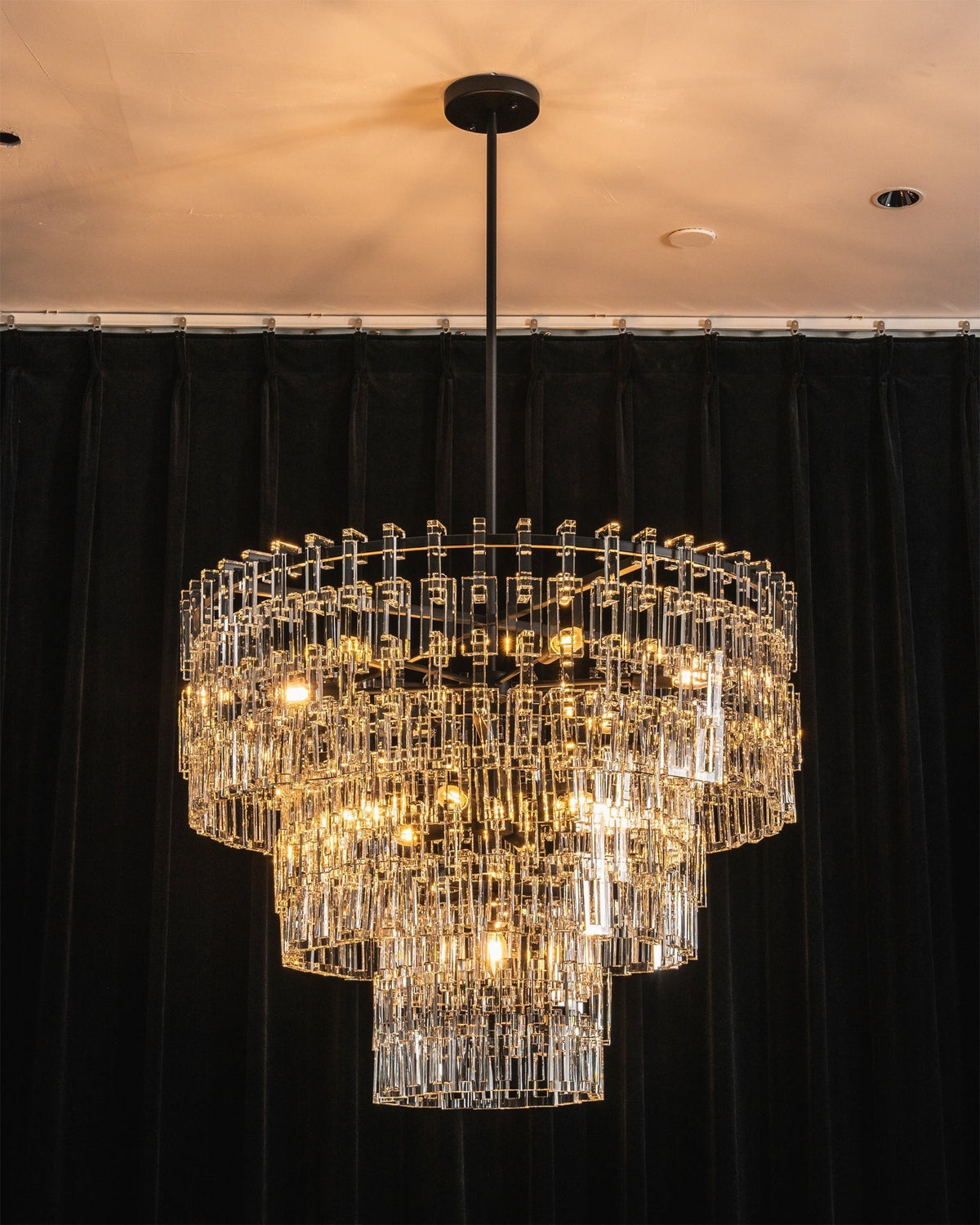 Elyelira Geometric Crystal Chandelier