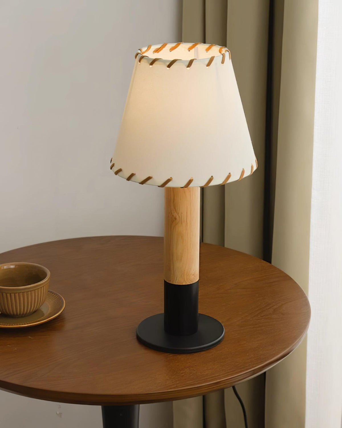 Virainina Table Lamp