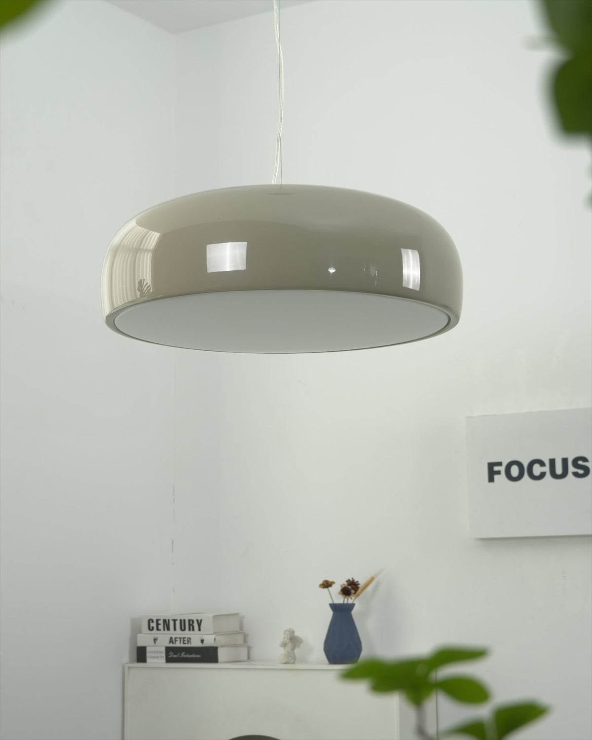 Selaelia Pendant Light