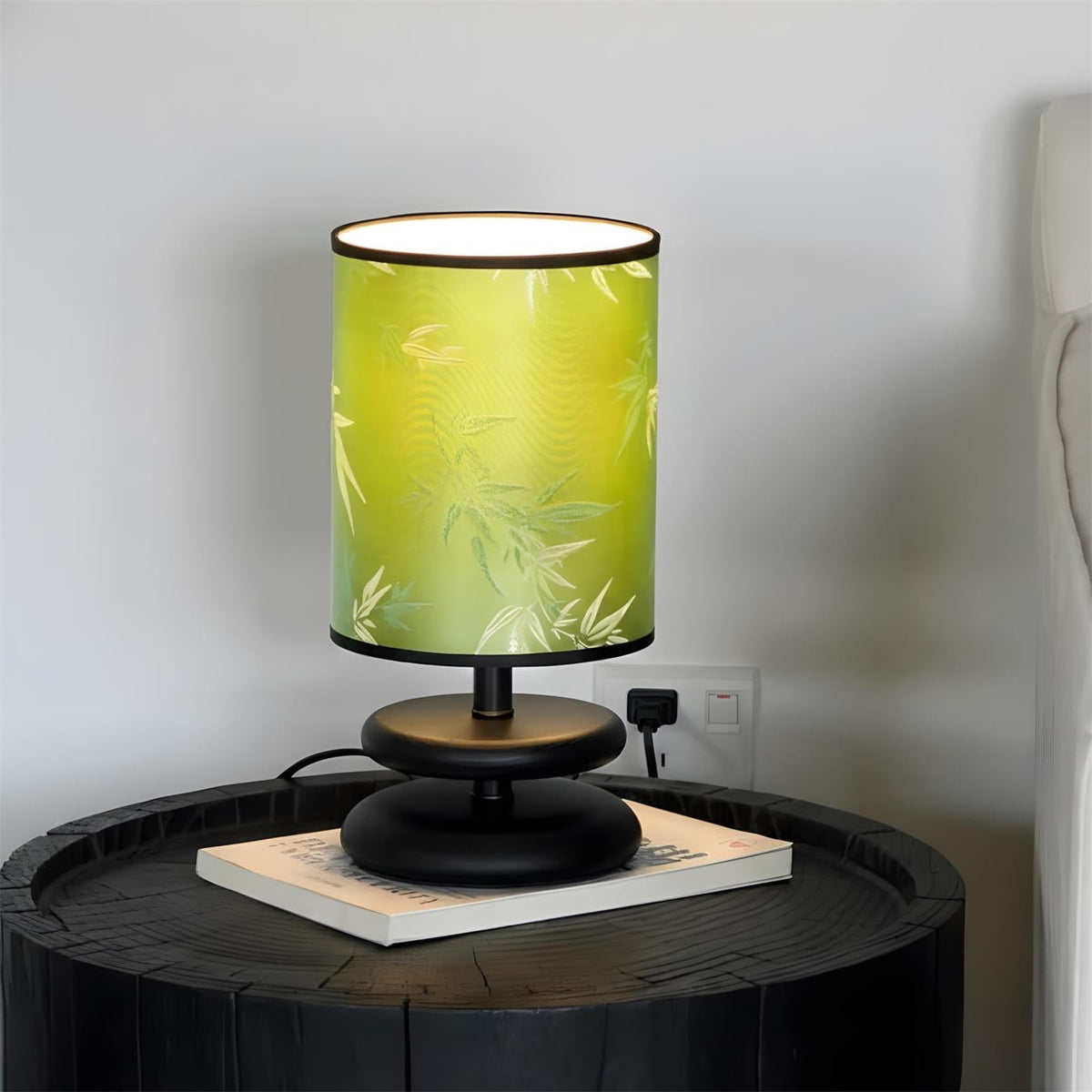 Teriinia Table Lamp