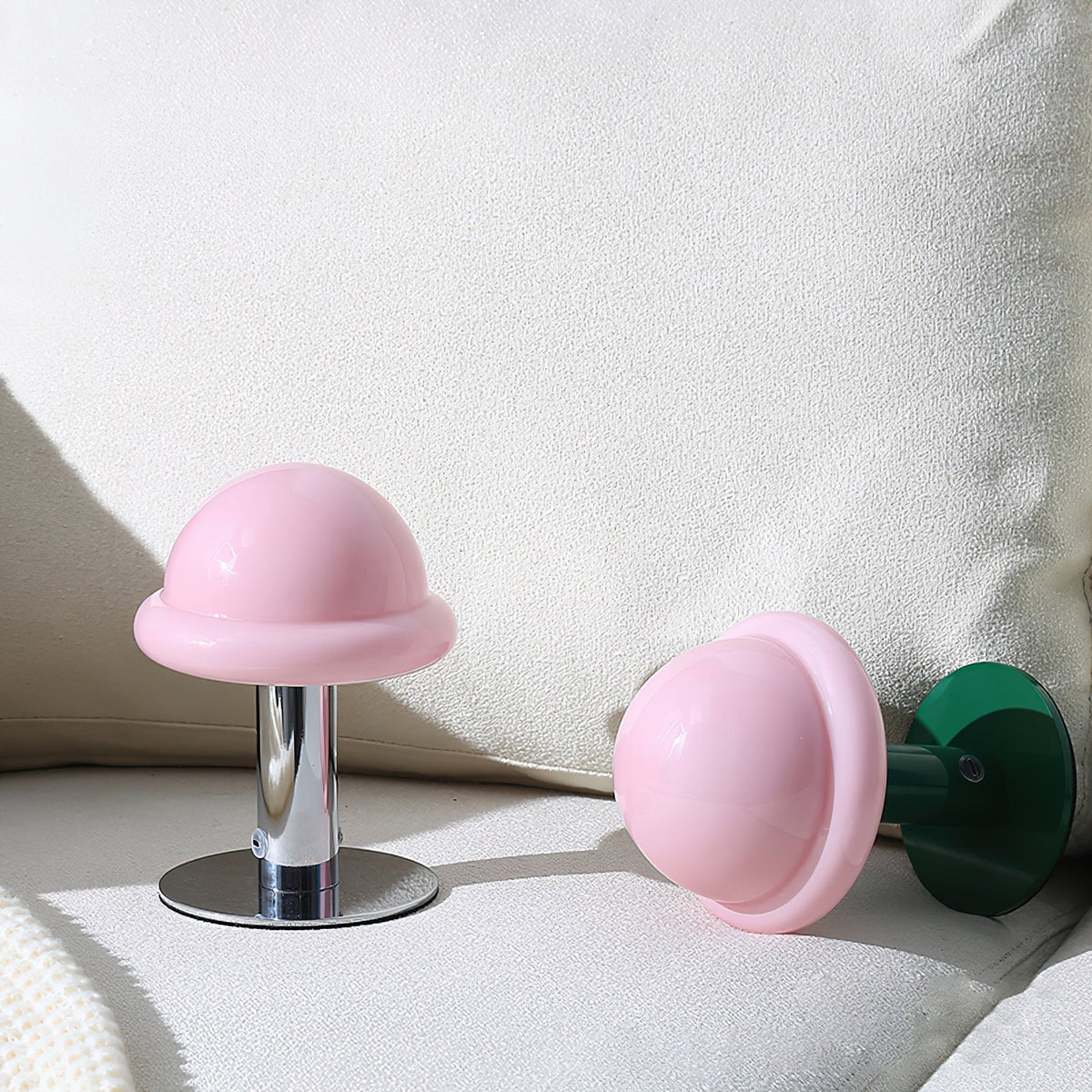 Liorelira Table Lamp