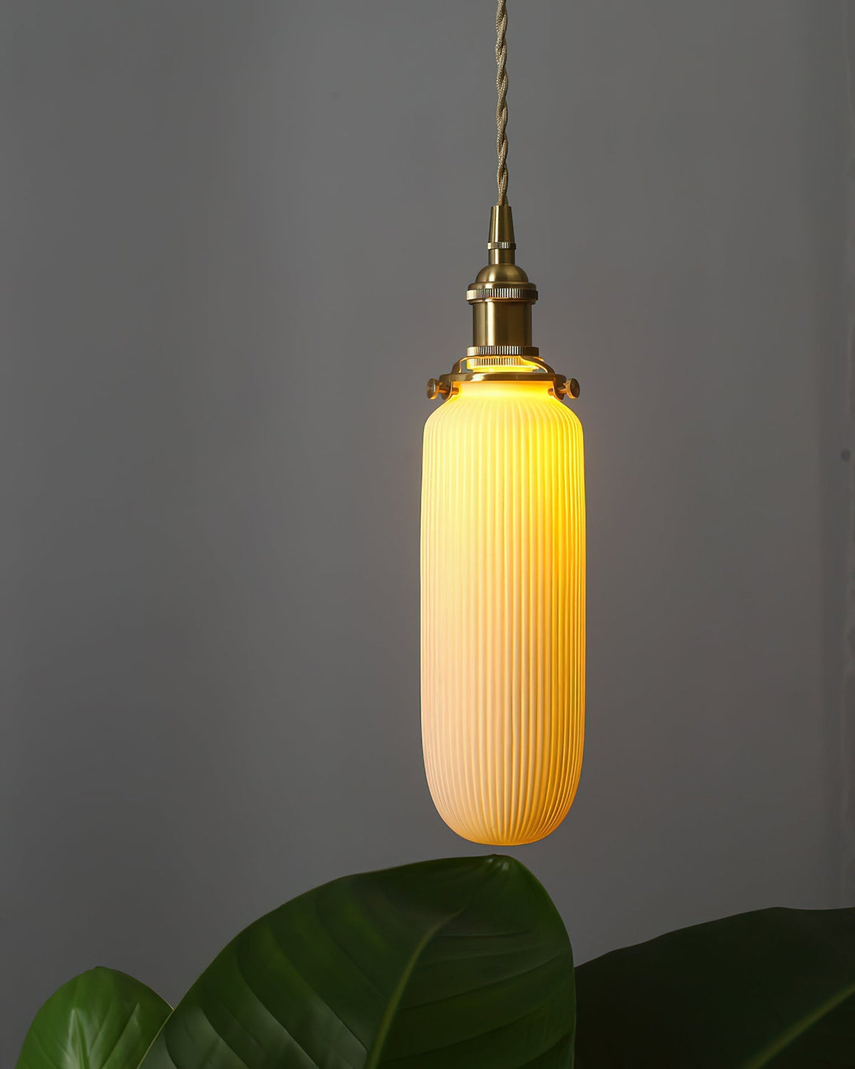 Miraria Ribbed Ceramics Pendant Lamp